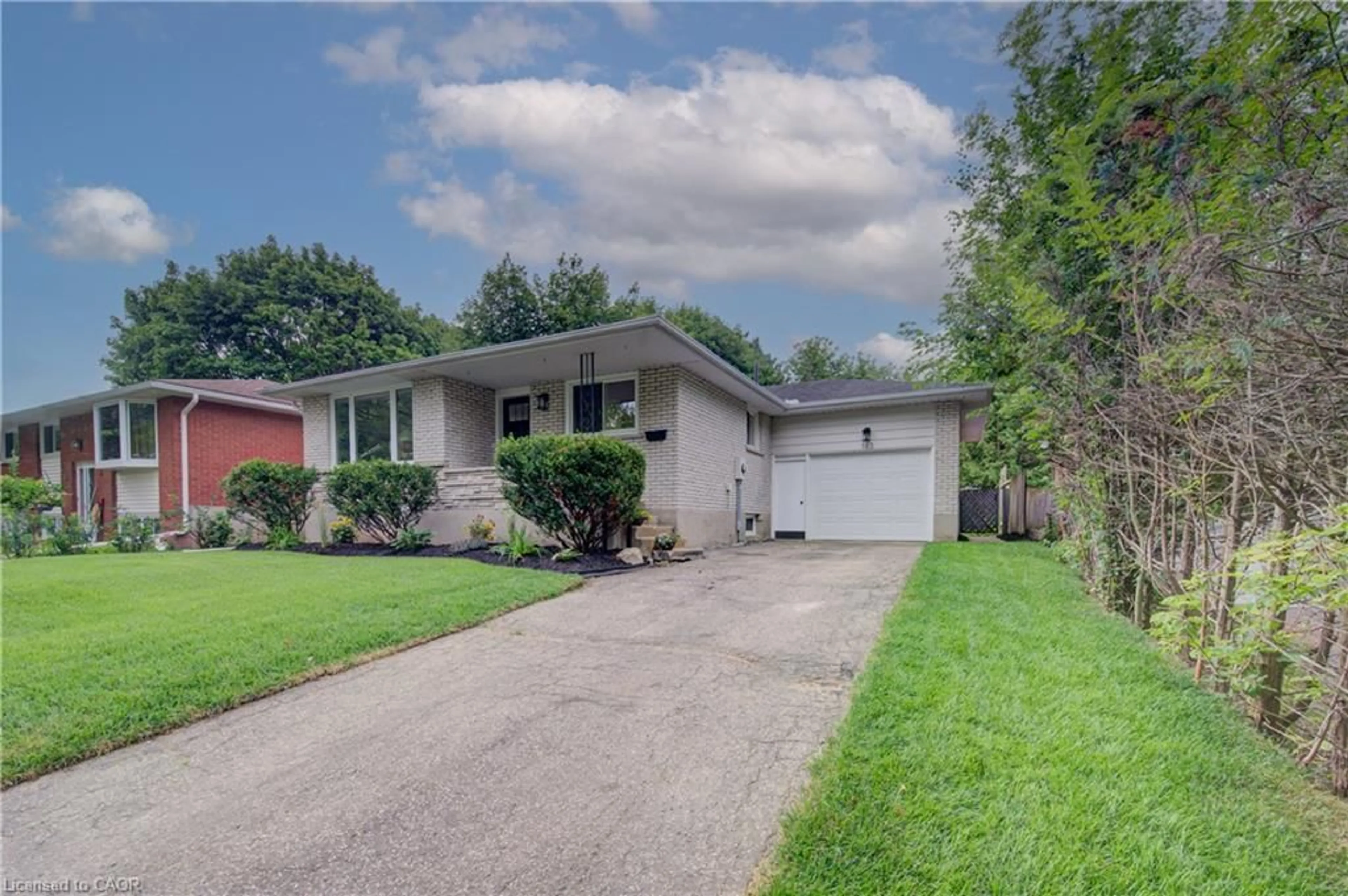 Unknown for 163 Lynnbrook Cres, Waterloo Ontario N2L 4X2