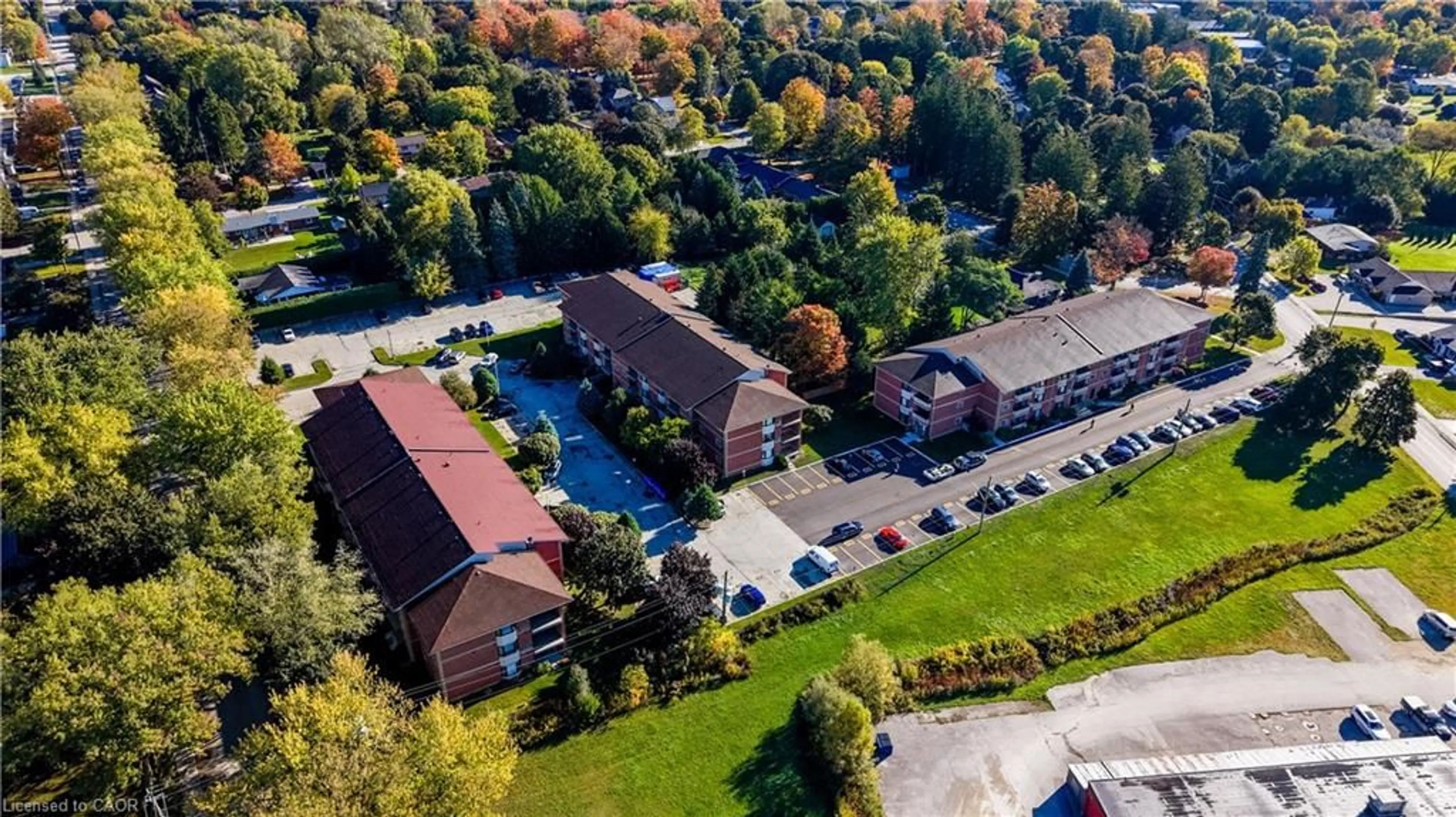 A pic from outside/outdoor area/front of a property/back of a property/a pic from drone, unknown for 440 Durham St #306, Mount Forest Ontario N0G 2L1