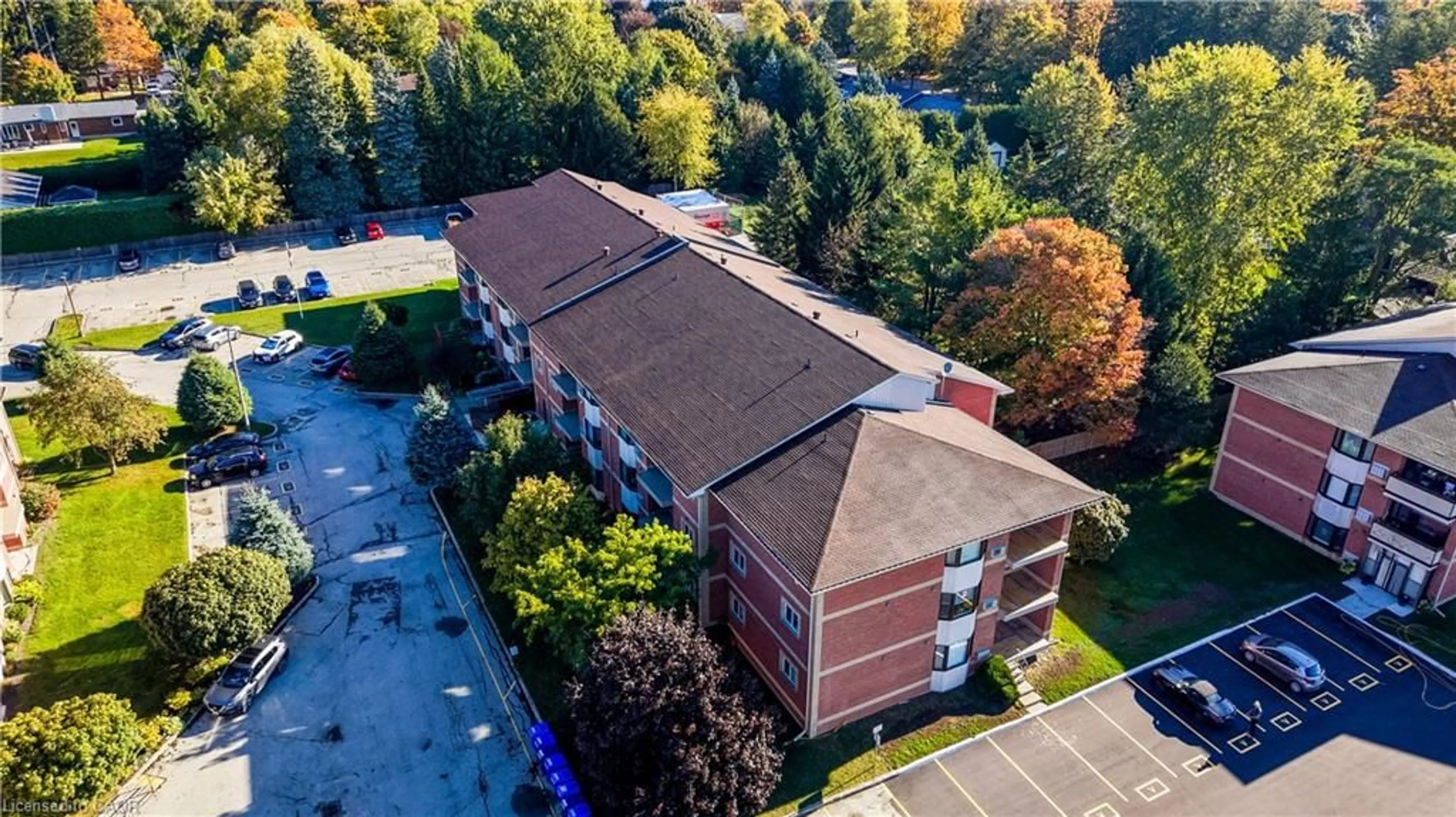 A pic from outside/outdoor area/front of a property/back of a property/a pic from drone, building for 440 Durham St #306, Mount Forest Ontario N0G 2L1