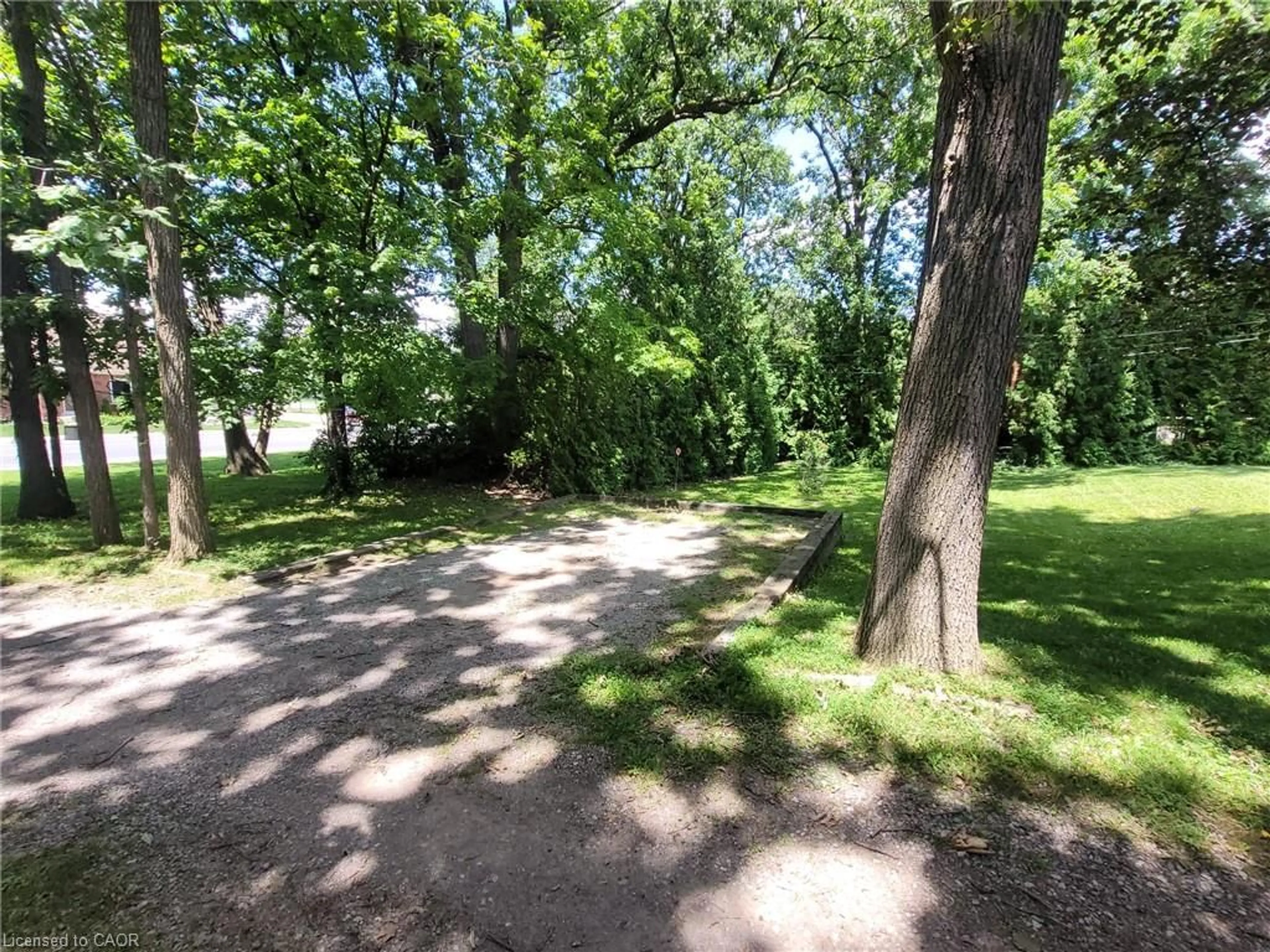 Patio, forest/trees view for 879 West 5th St, Hamilton Ontario L9C 5R4