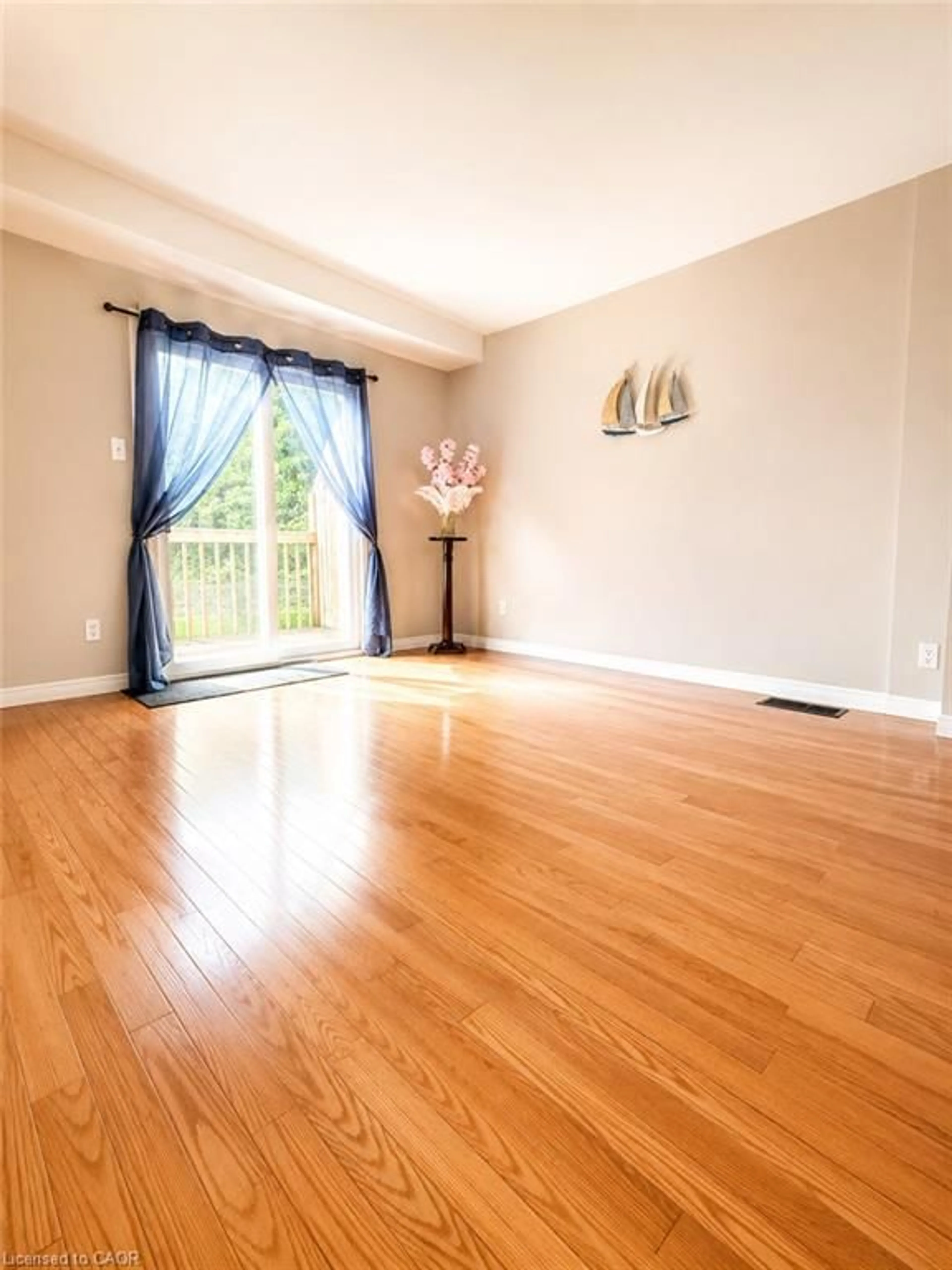 A pic of a room for 195 Ferguson Dr #6, Woodstock Ontario N4V 1A4