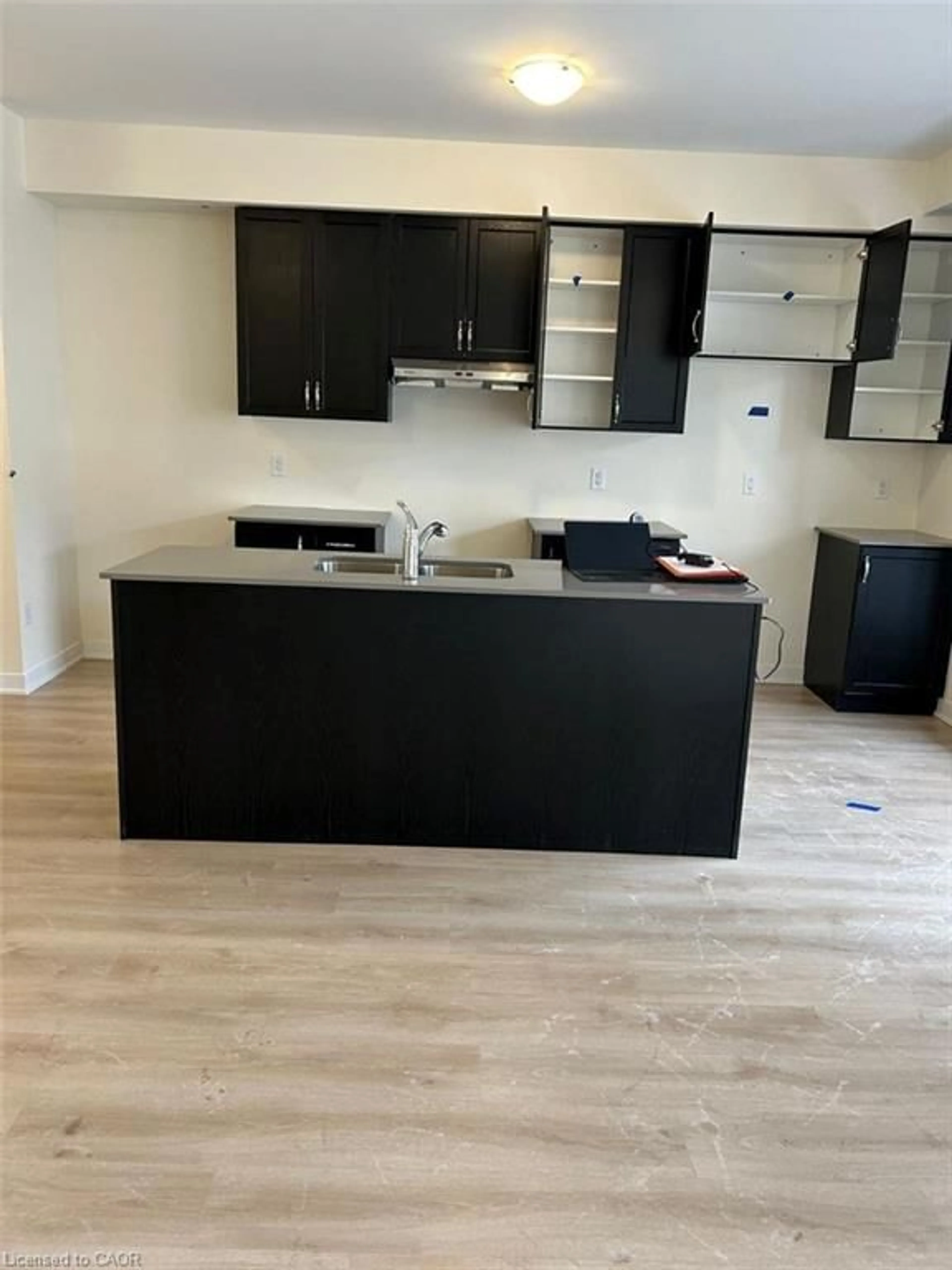 Open concept kitchen, wood/laminate floor for 1695 Dersan St #904, Pickering Ontario L1X 0S9