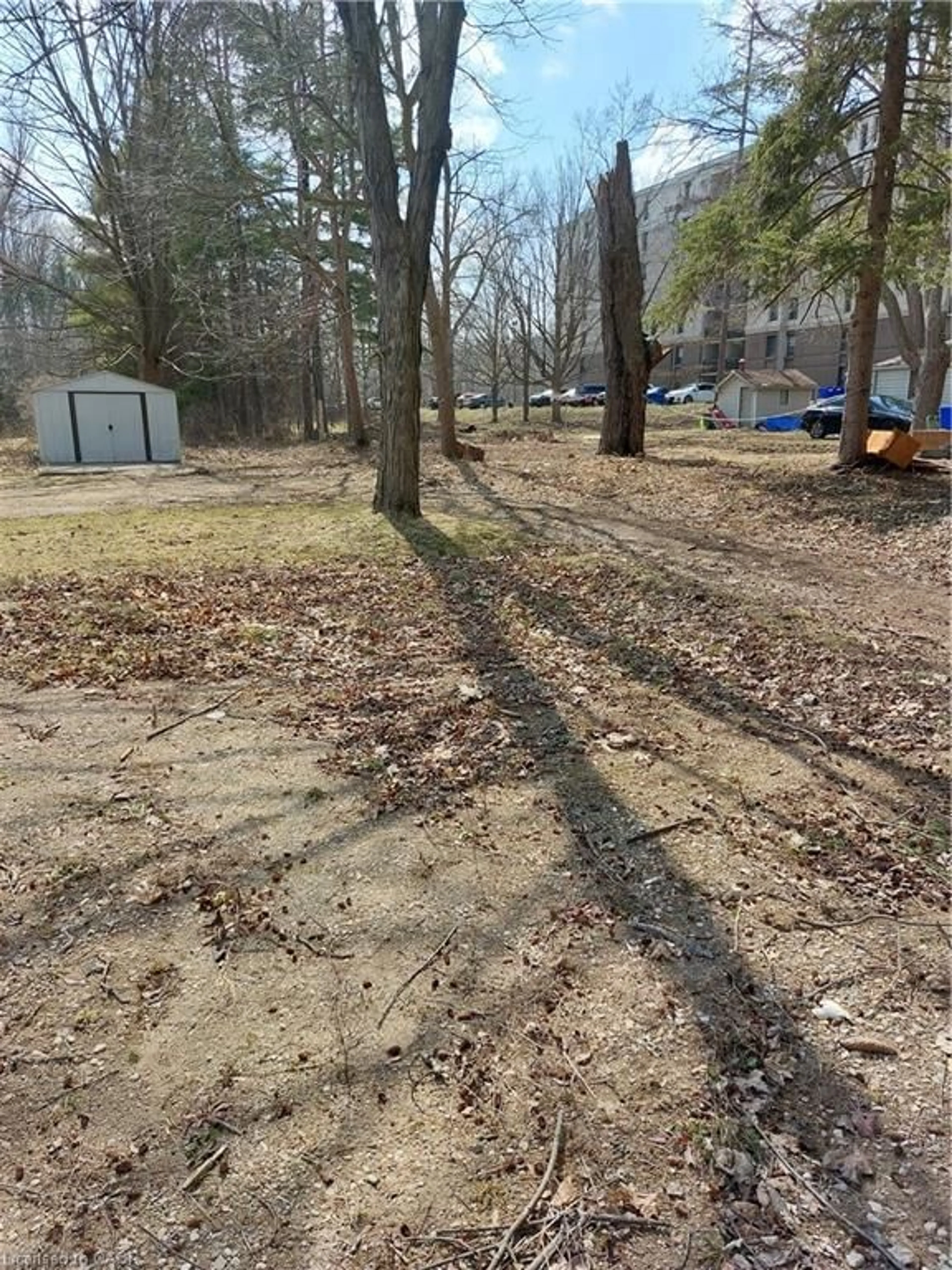 A pic from outside/outdoor area/front of a property/back of a property/a pic from drone, street for 3211 King St, Kitchener Ontario N2A 1B1
