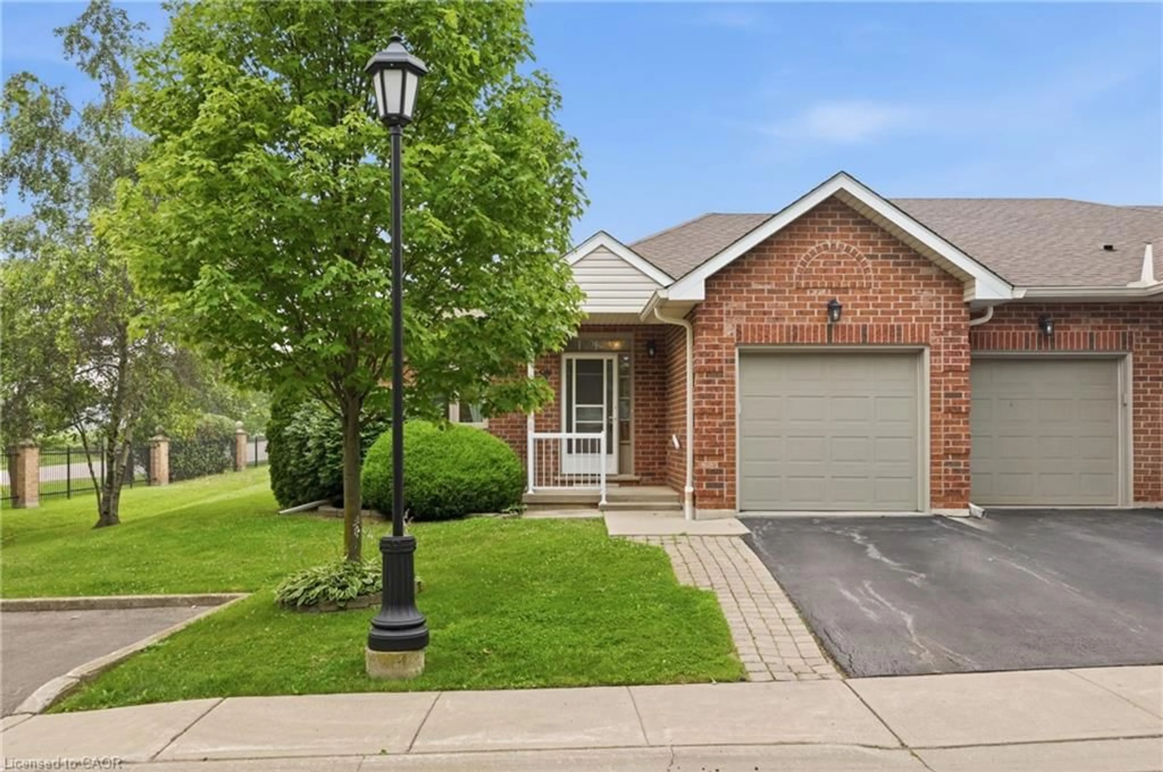 Home with brick exterior material, street for 98 Sunibel Dr, Glanbrook Ontario L0R 1W0