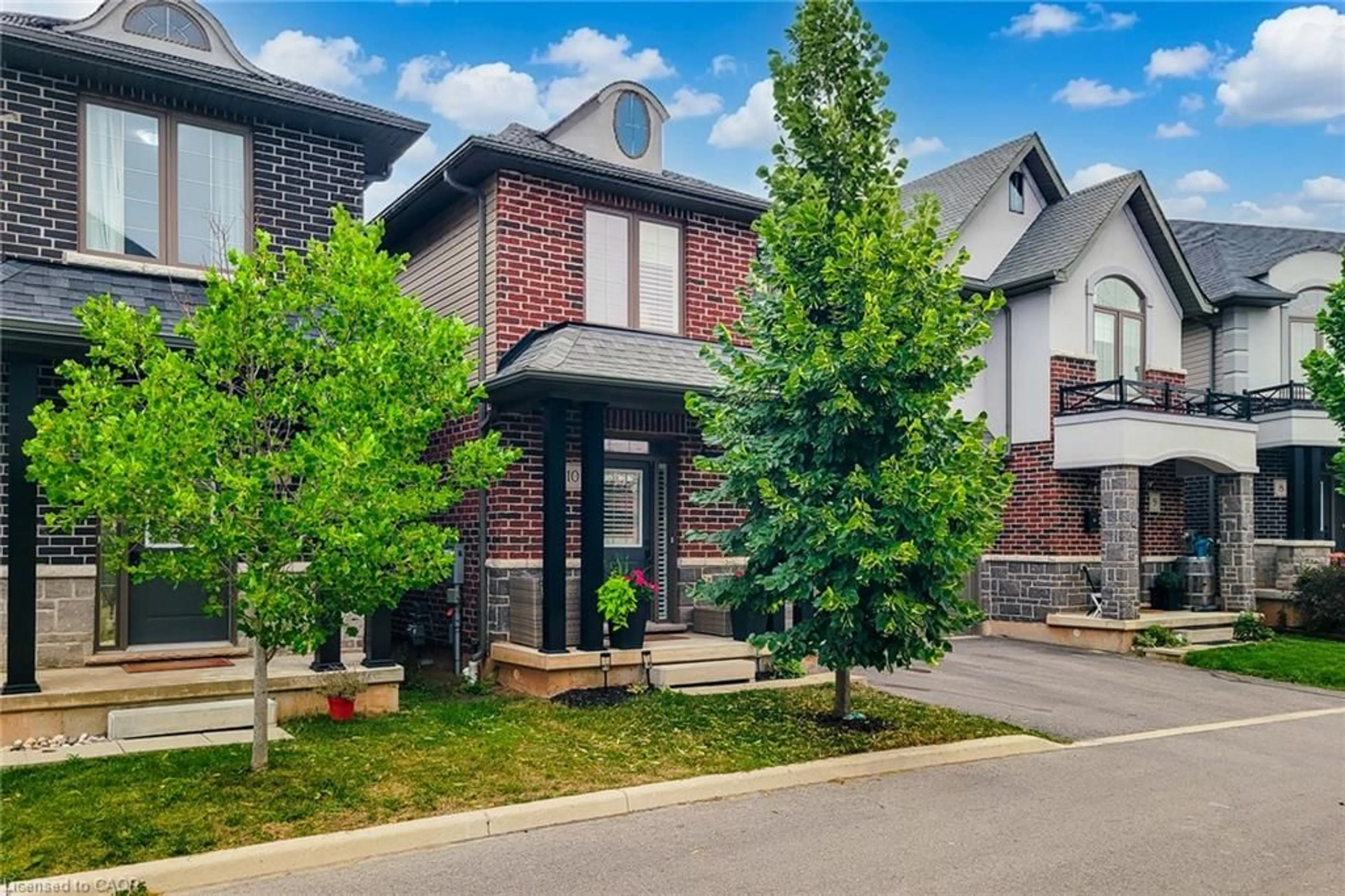 Home with brick exterior material, street for 4297 East Ave #10, Beamsville Ontario L3J 0R2