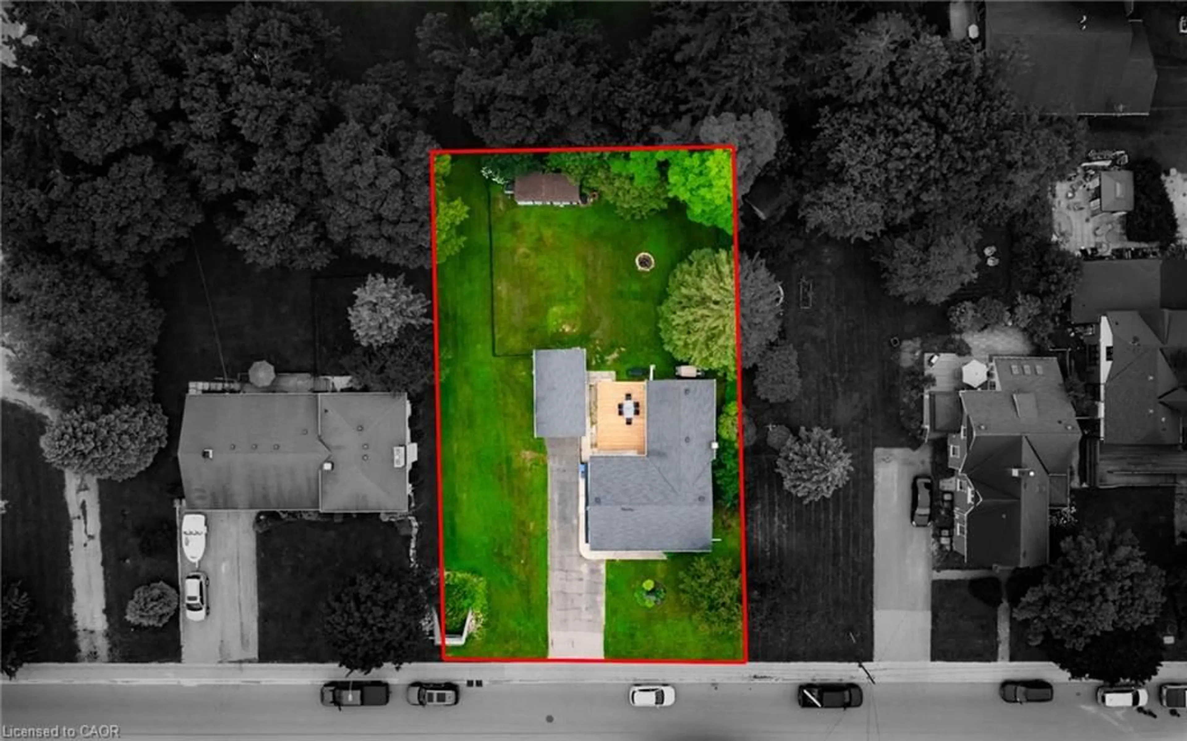 A pic from outside/outdoor area/front of a property/back of a property/a pic from drone, street for 251 Main St, Dundalk Ontario N0C 1B0