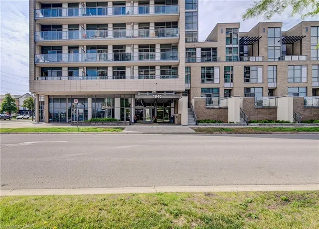 1940 Ironstone Dr #304, Burlington 4
