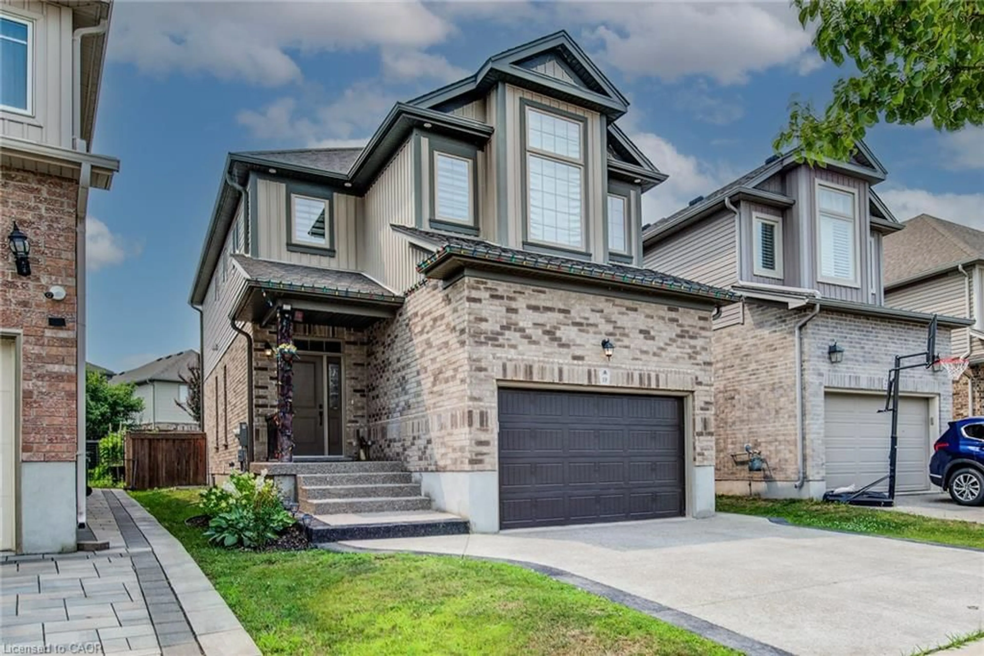 Home with brick exterior material, street for 19 Springcreek St, Kitchener Ontario N2A 0G3