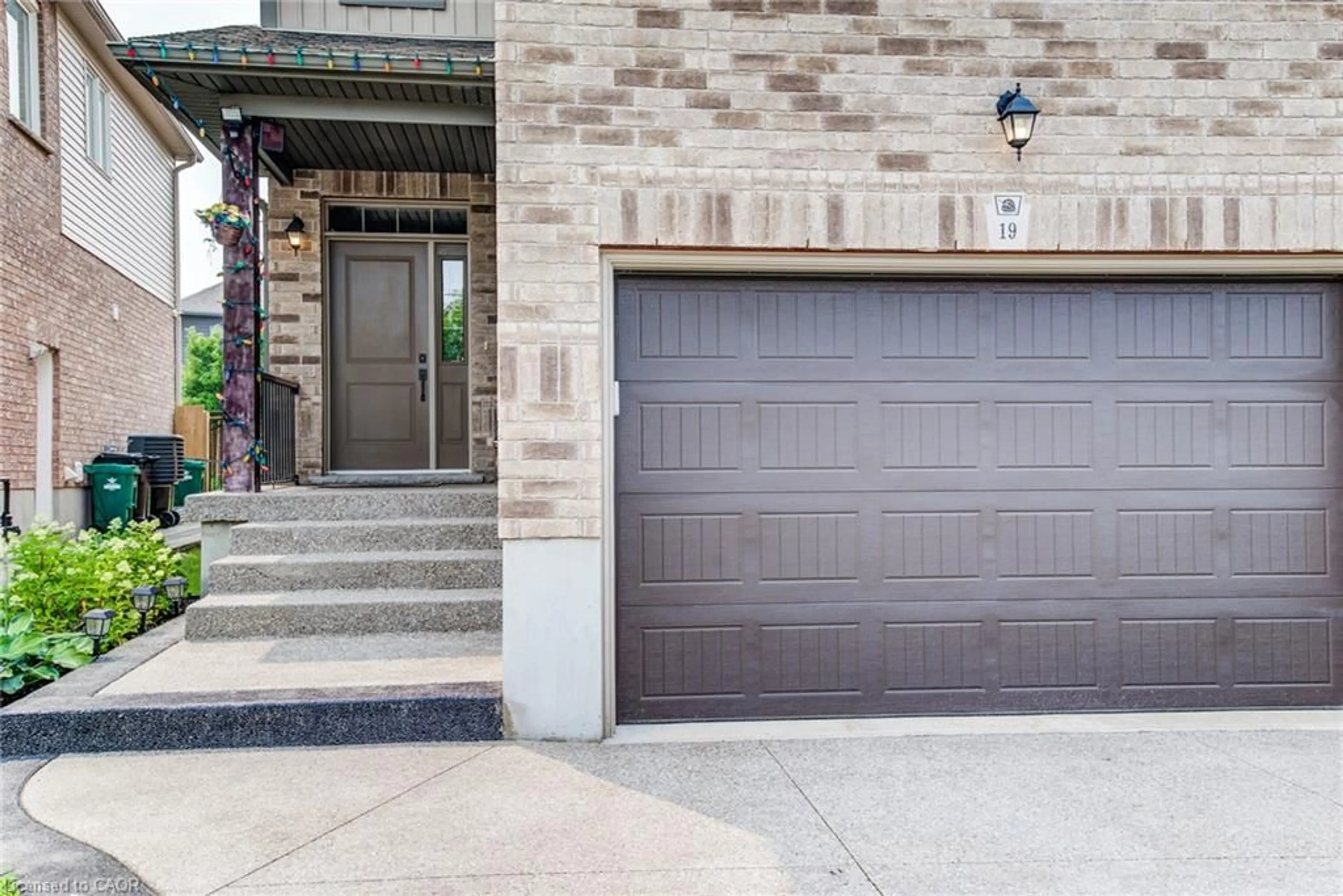 Unknown for 19 Springcreek St, Kitchener Ontario N2A 0G3