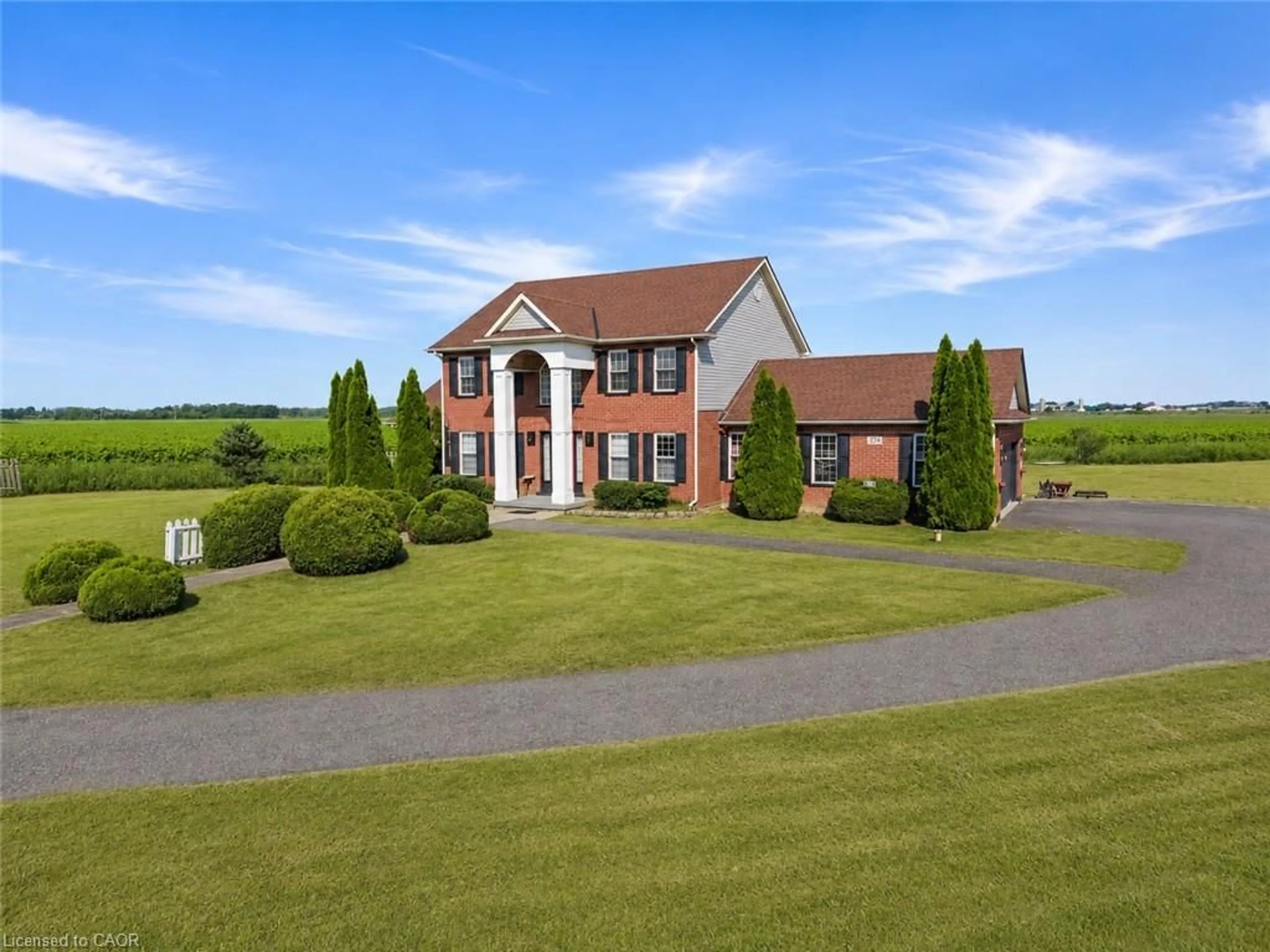A pic from outside/outdoor area/front of a property/back of a property/a pic from drone, building for 374 Niagara Stone Rd, Niagara-on-the-Lake Ontario L0S 1J0