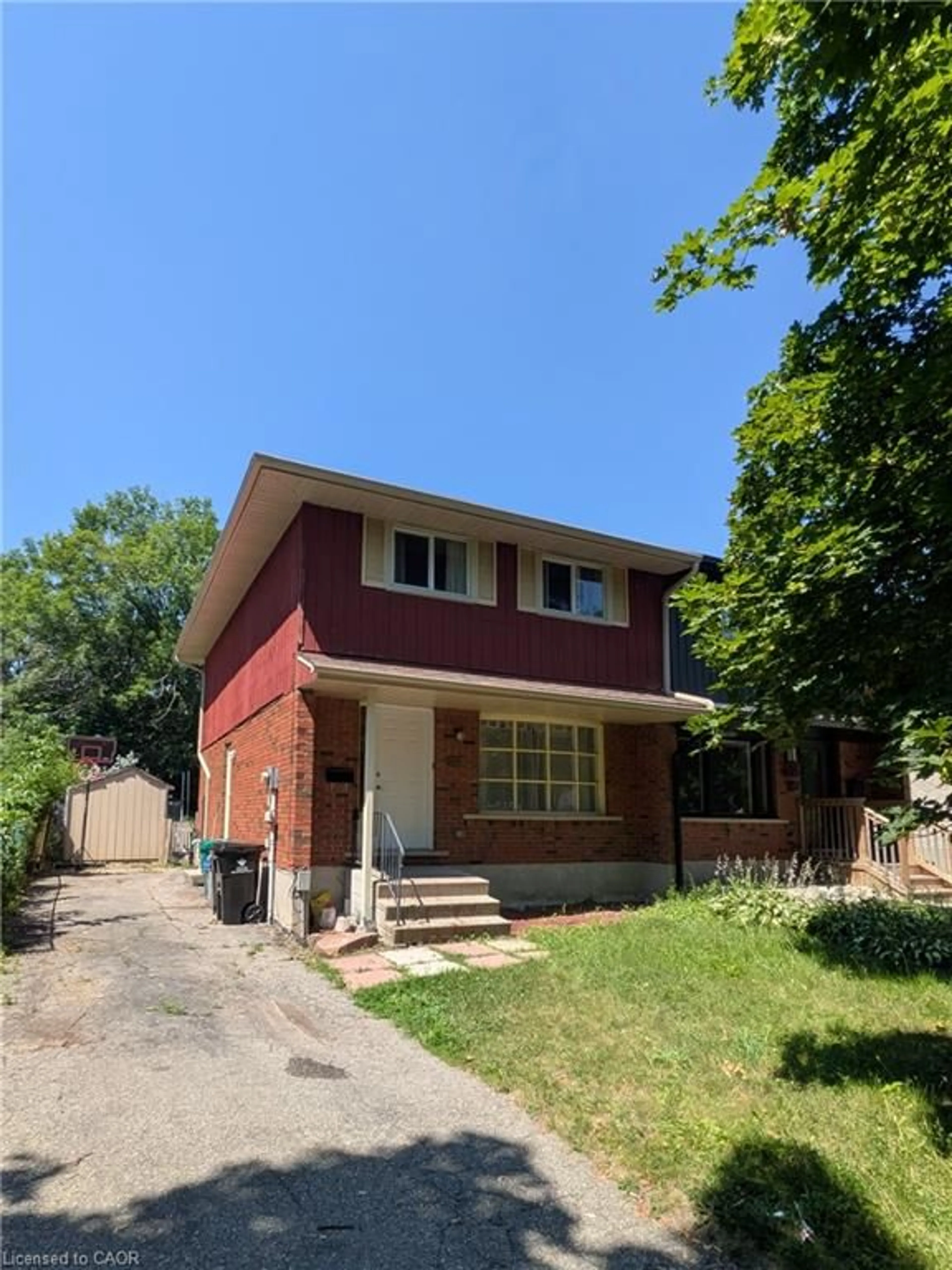 Home with brick exterior material, street for 435A Midwood Cres, Waterloo Ontario N2L 5N4