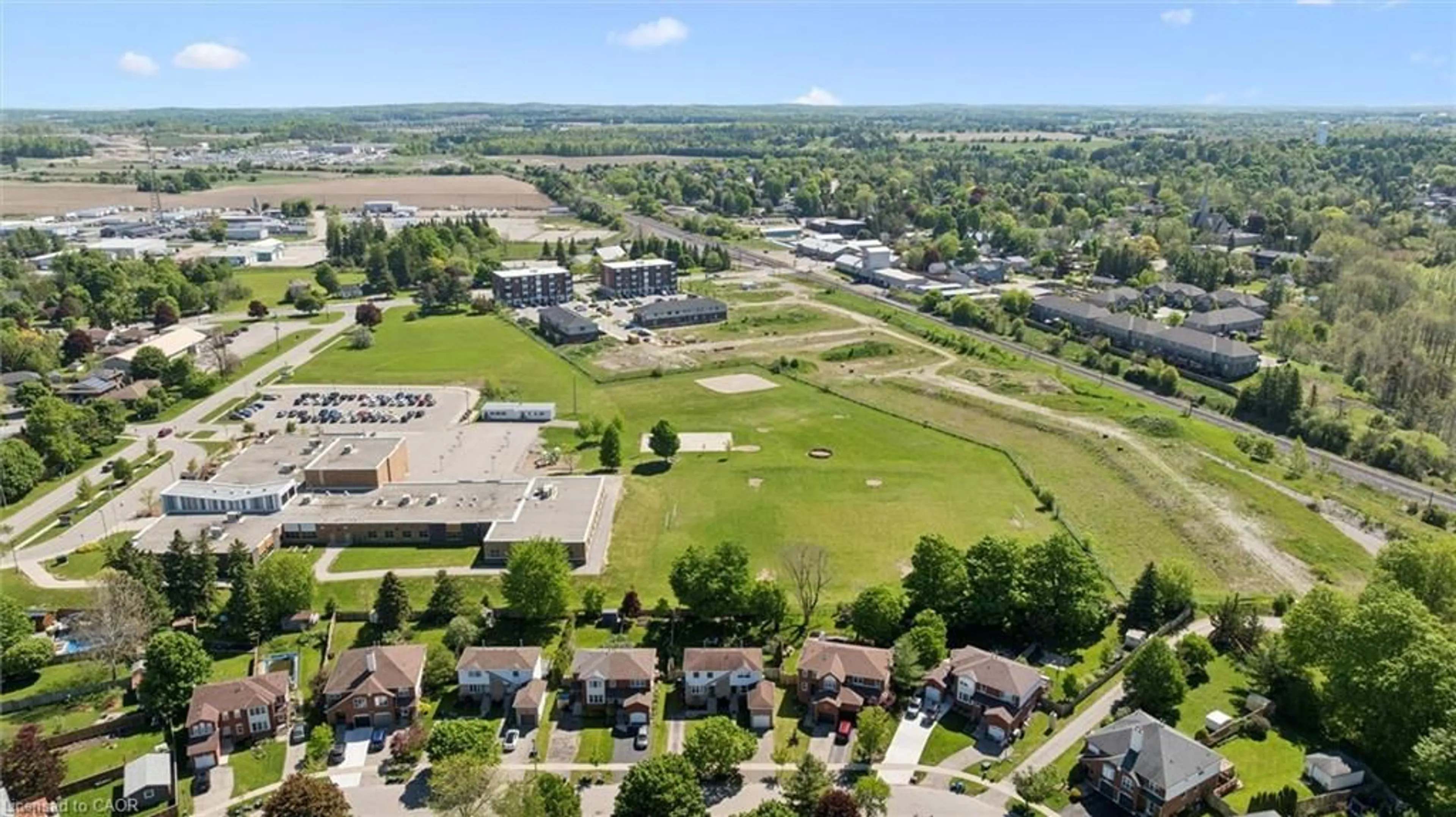 A pic from outside/outdoor area/front of a property/back of a property/a pic from drone, unknown for 192 Nith River Way, Ayr Ontario N0B 1E0