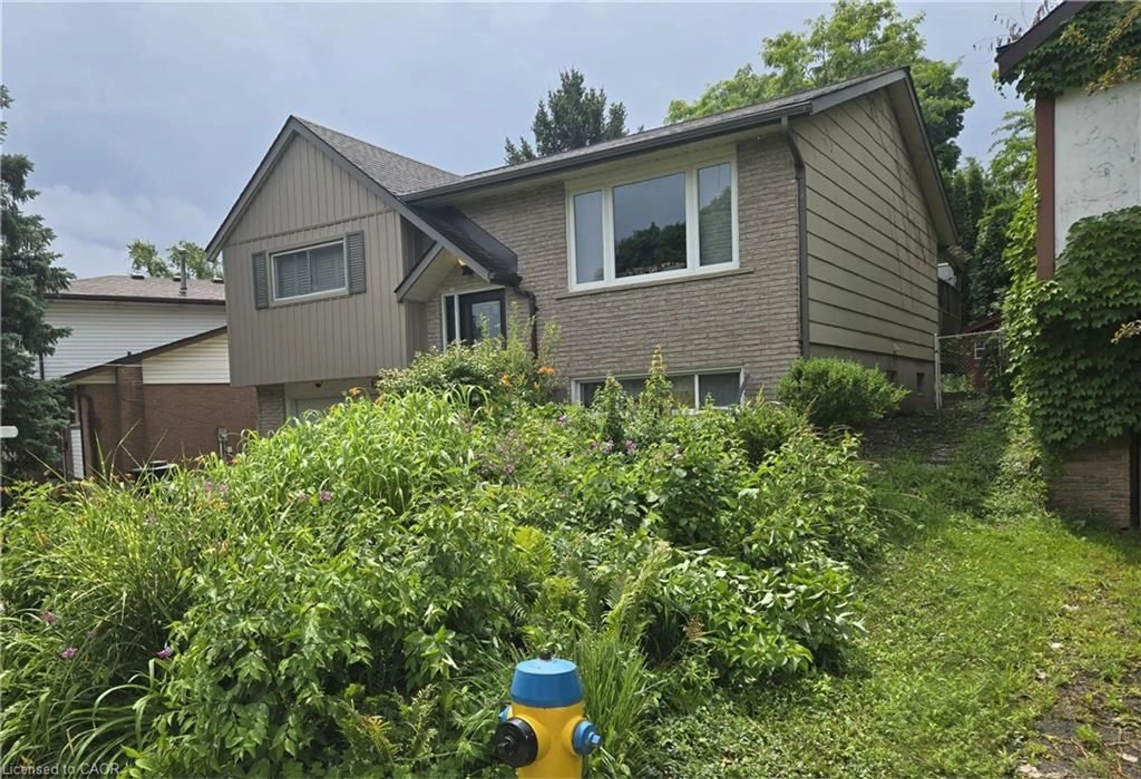 Home with vinyl exterior material, unknown for 67 Pinemeadow Cres, Waterloo Ontario N2T 1A6
