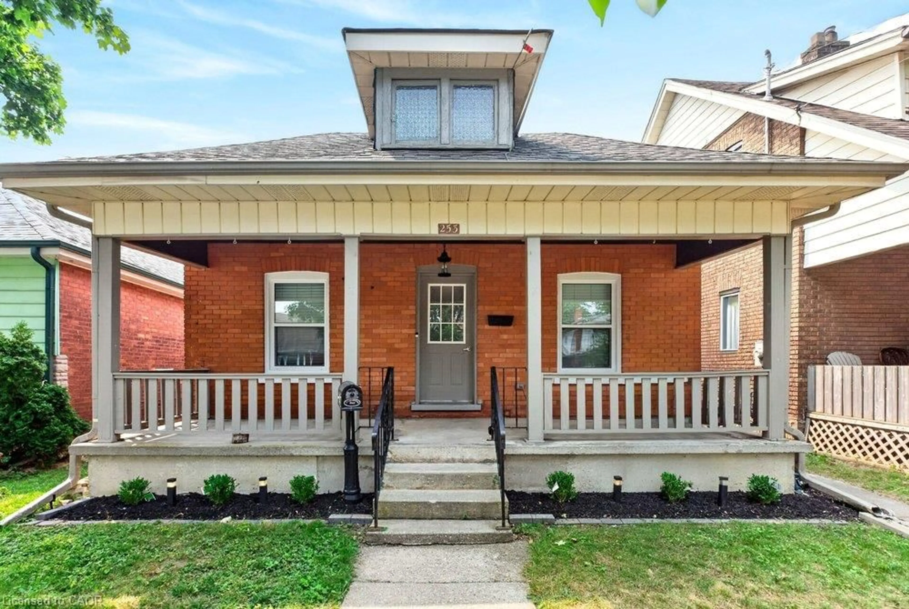Home with brick exterior material, street for 253 Marlborough St, Brantford Ontario N3S 4T4