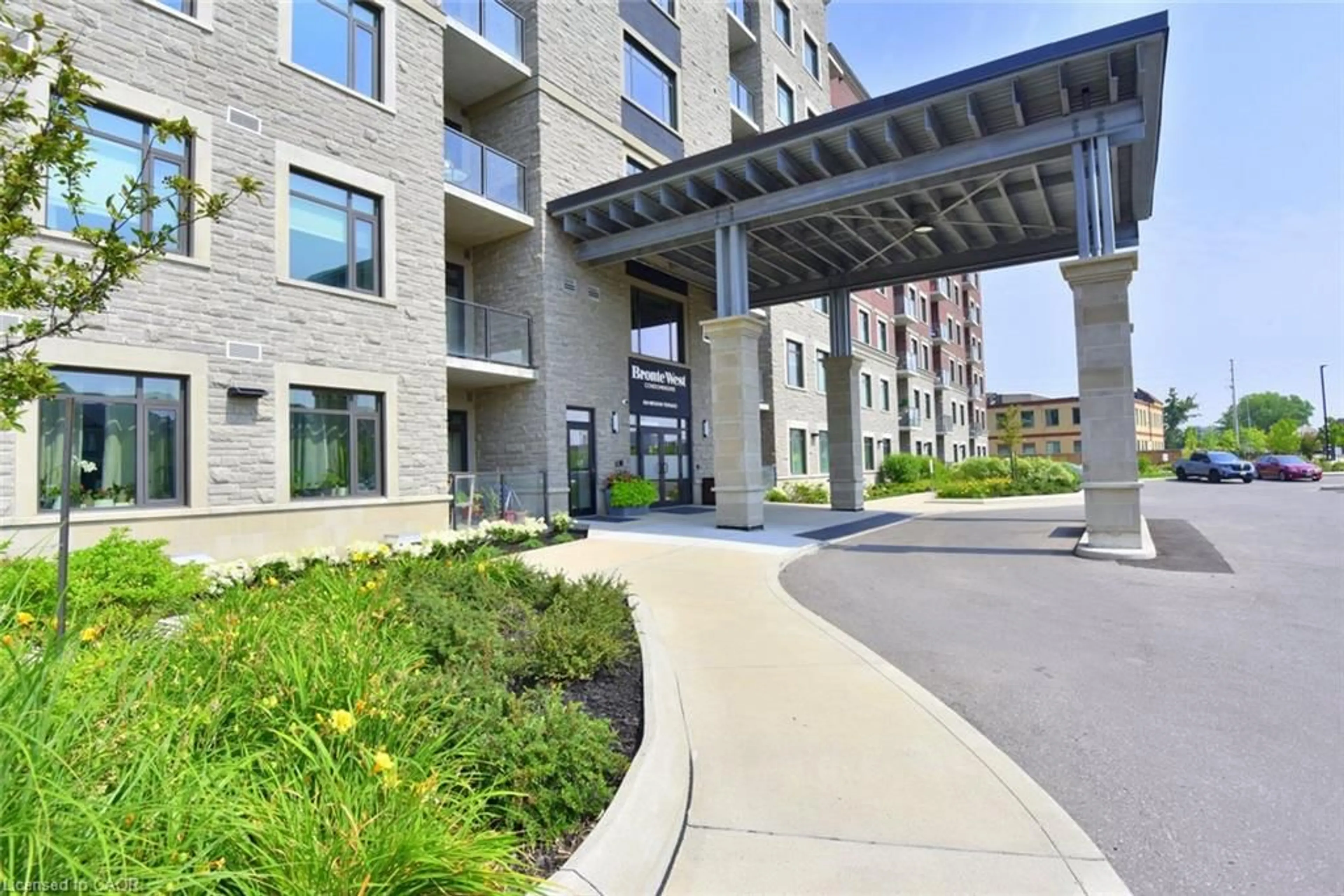 Unknown for 830 Megson Terr #114, Milton Ontario L9T 9M7