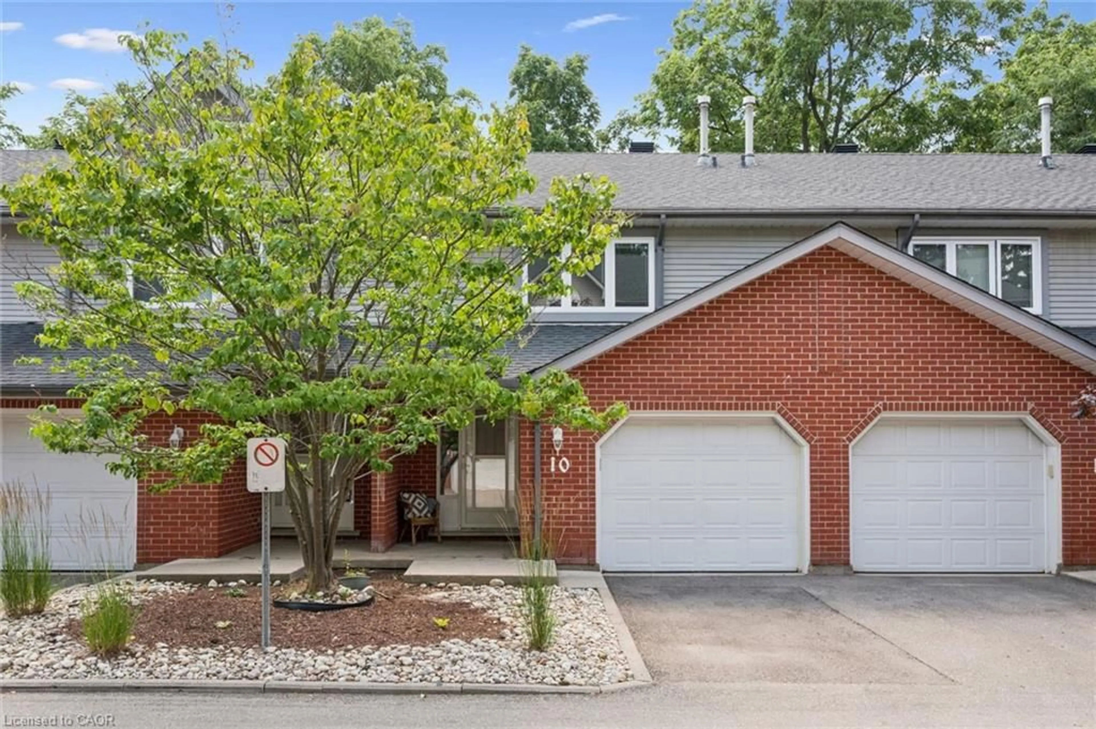 Home with brick exterior material, street for 89 Woolwich St #10, Waterloo Ontario N2K 1S5