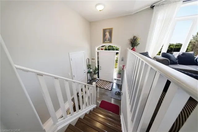 360 Dover Ave, Port Dover 5