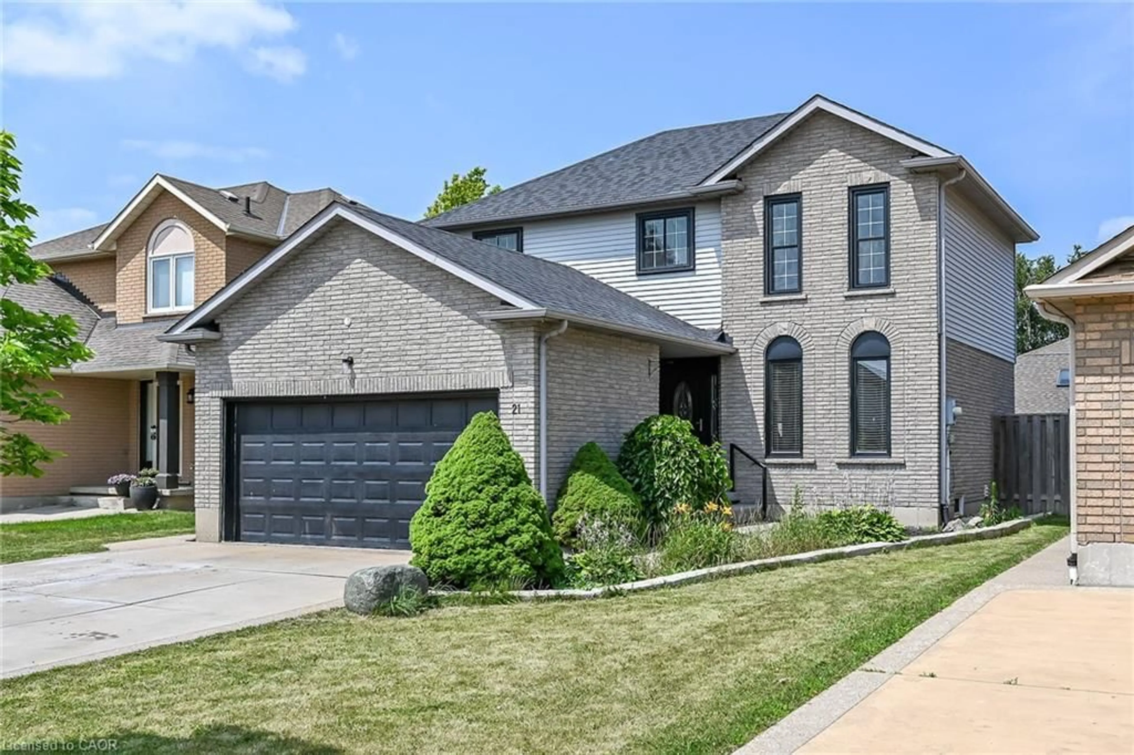 Home with brick exterior material, street for 21 Springgarden Cres, Hamilton Ontario L8J 2S5
