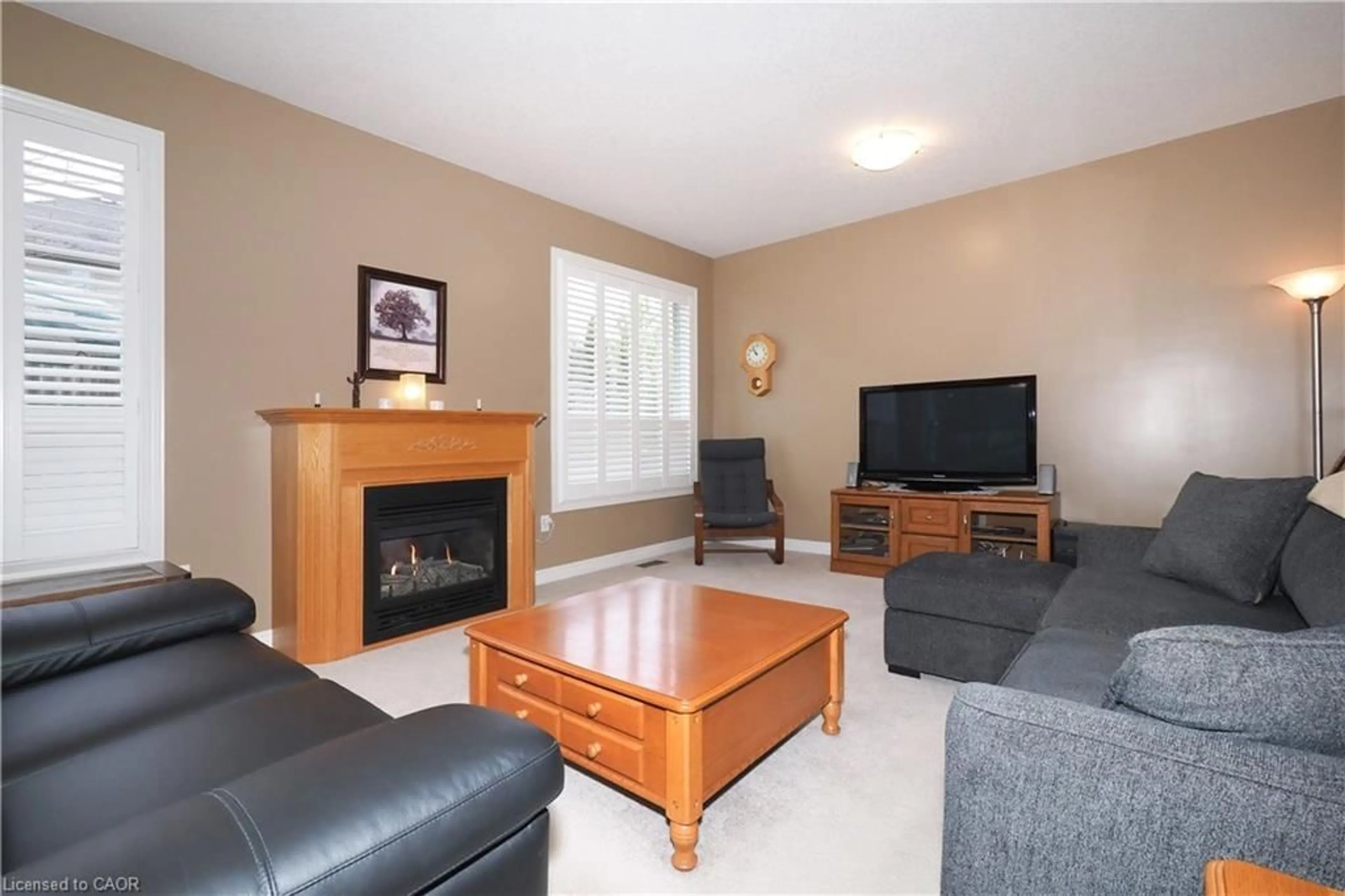 Living room with furniture, unknown for 565 Springwater Dr, Waterloo Ontario N2V 2K6