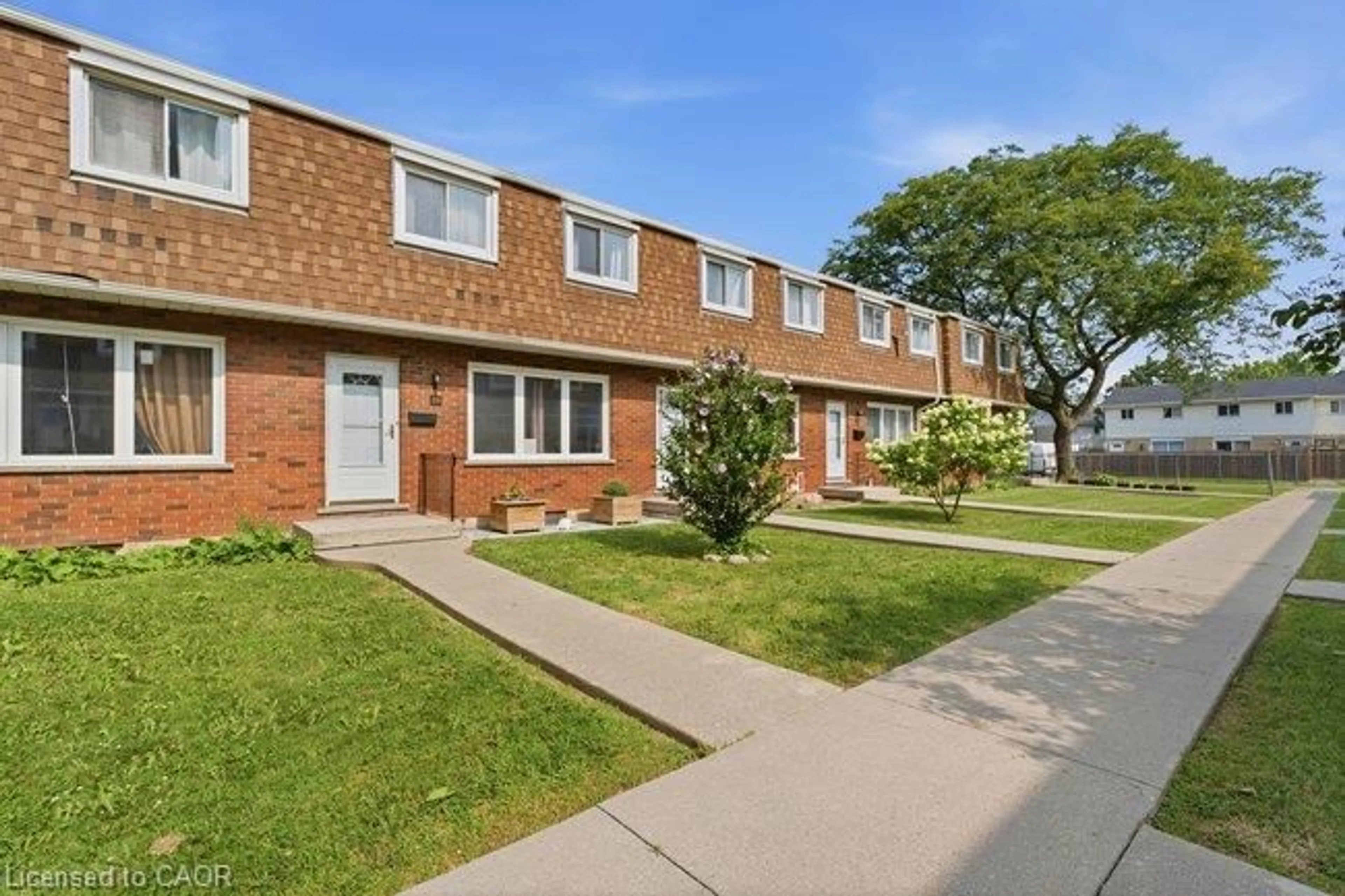 Home with brick exterior material, street for 29 Glenburn Crt #15, Hamilton Ontario L8E 1C6