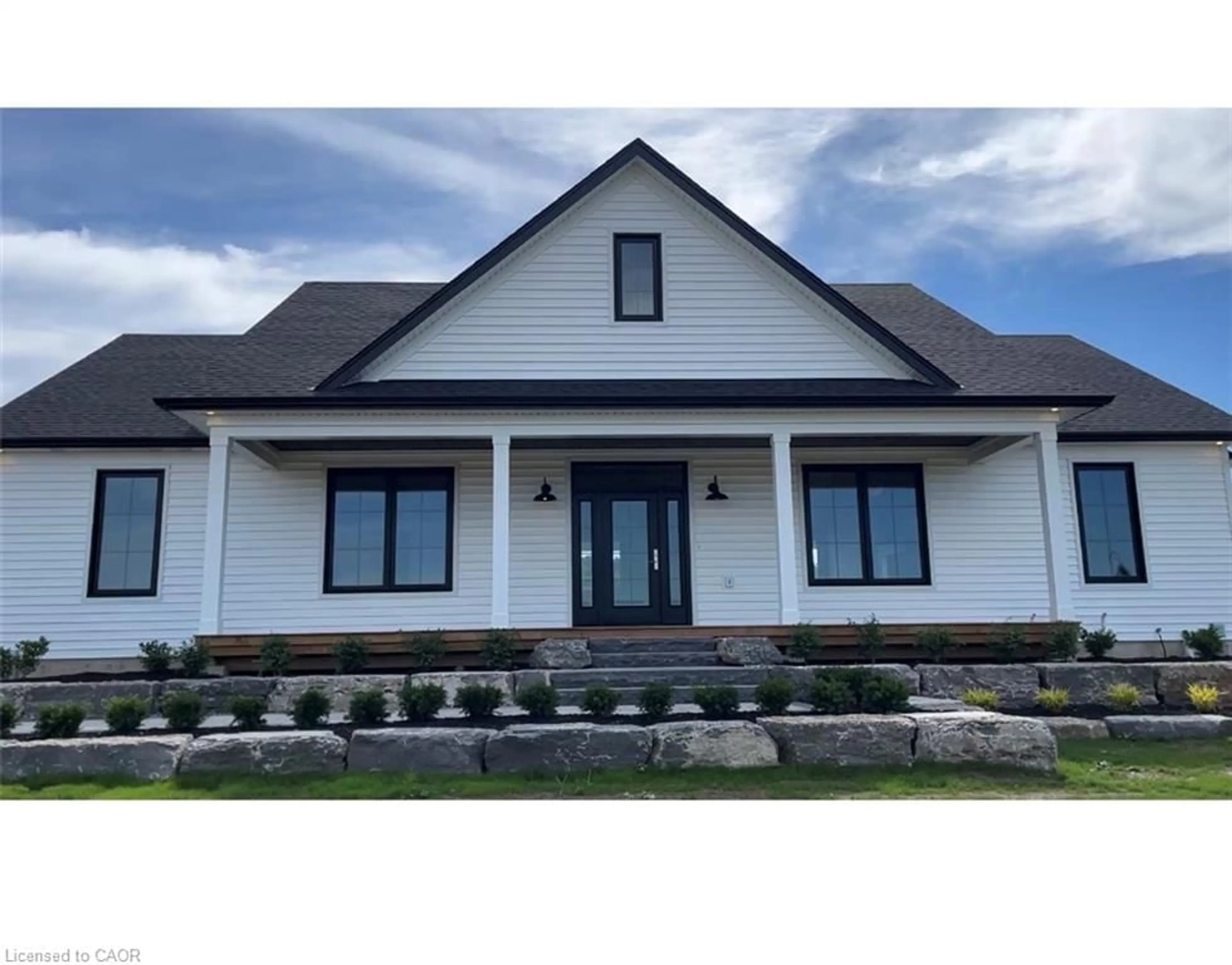 Home with vinyl exterior material, building for 348 Hart Rd, Dunnville Ontario N1A 2W1