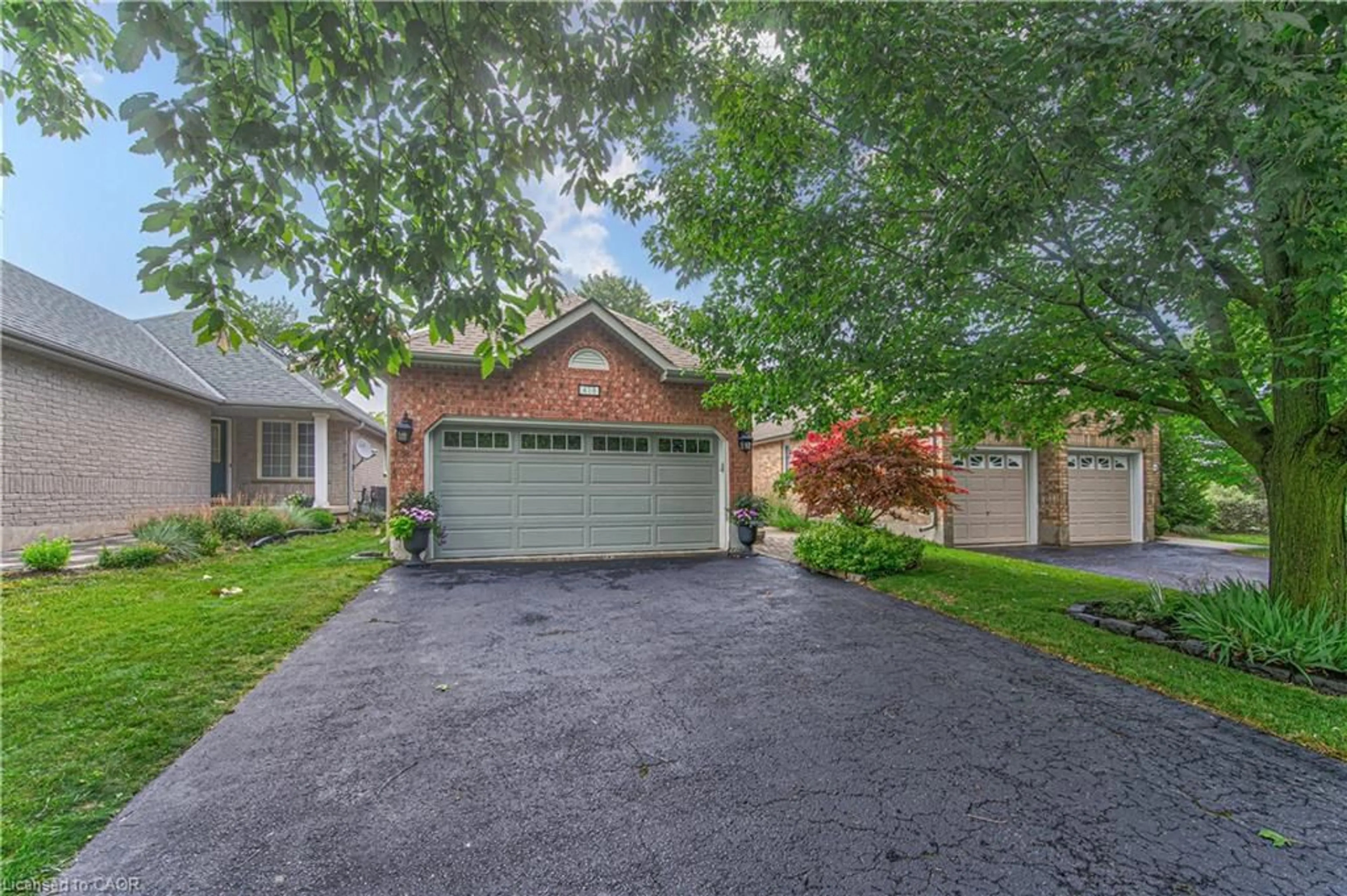 Unknown for 418 Sandbanks Cres, Waterloo Ontario N2V 2H2