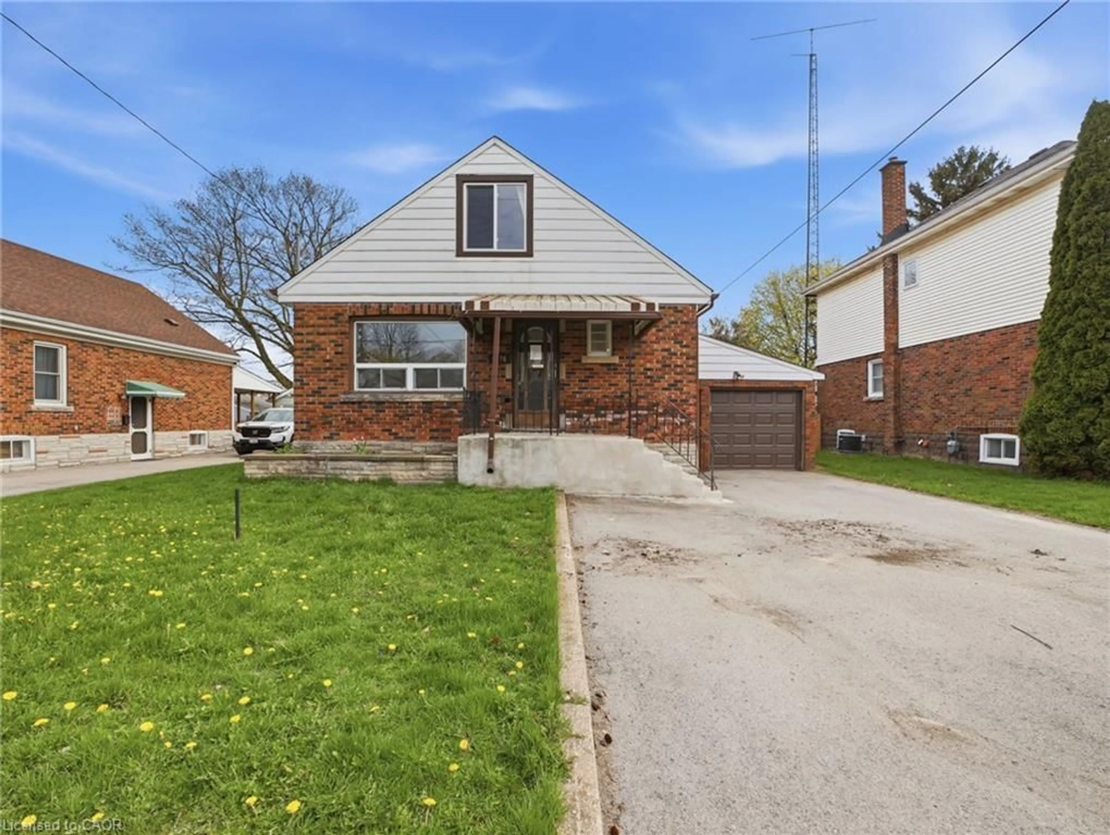 Home with brick exterior material, street for 6476 Maranda St, Niagara Falls Ontario L2G 1Z7