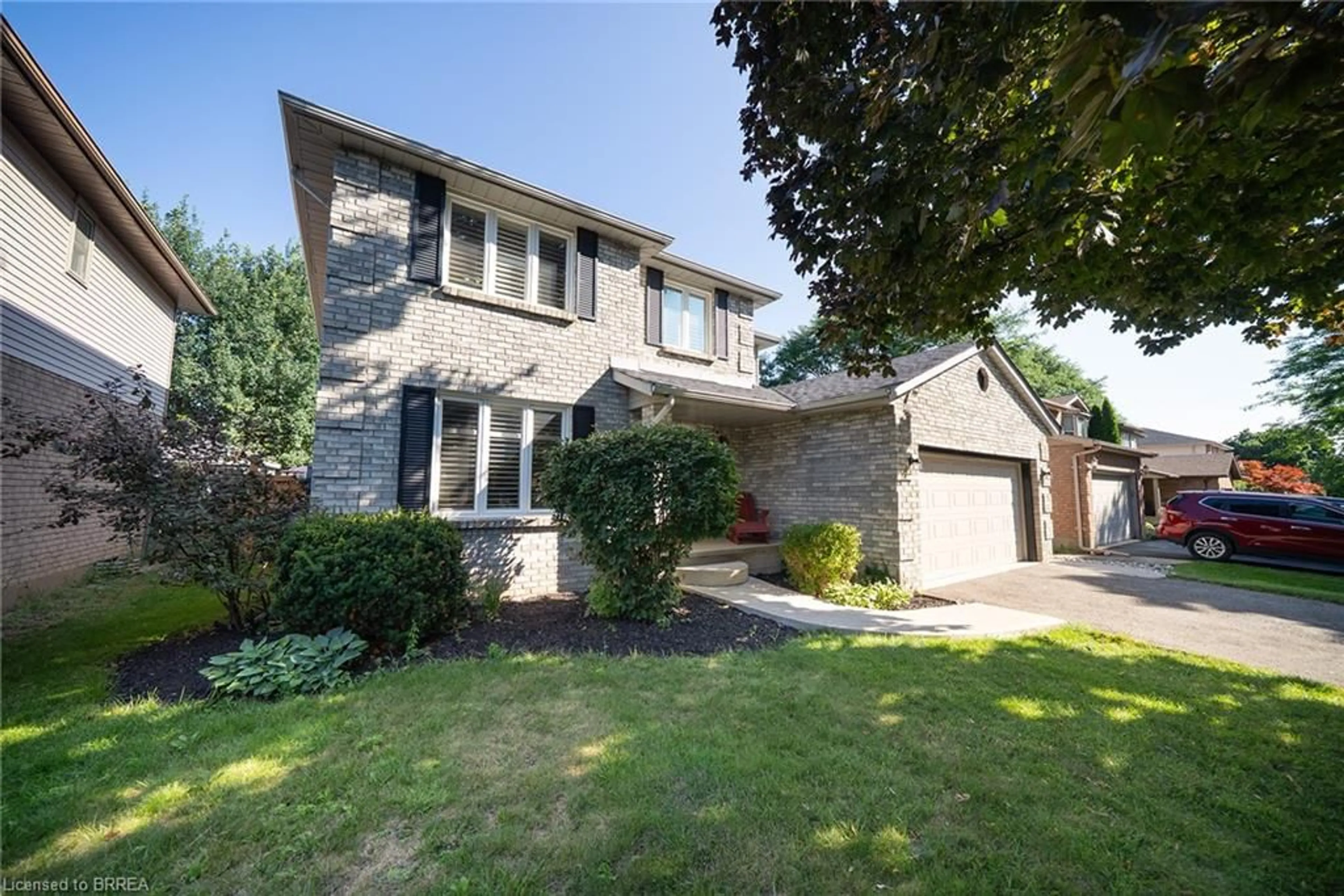 Home with brick exterior material, street for 20 Hogarth Rd, Brantford Ontario N3T 6E7