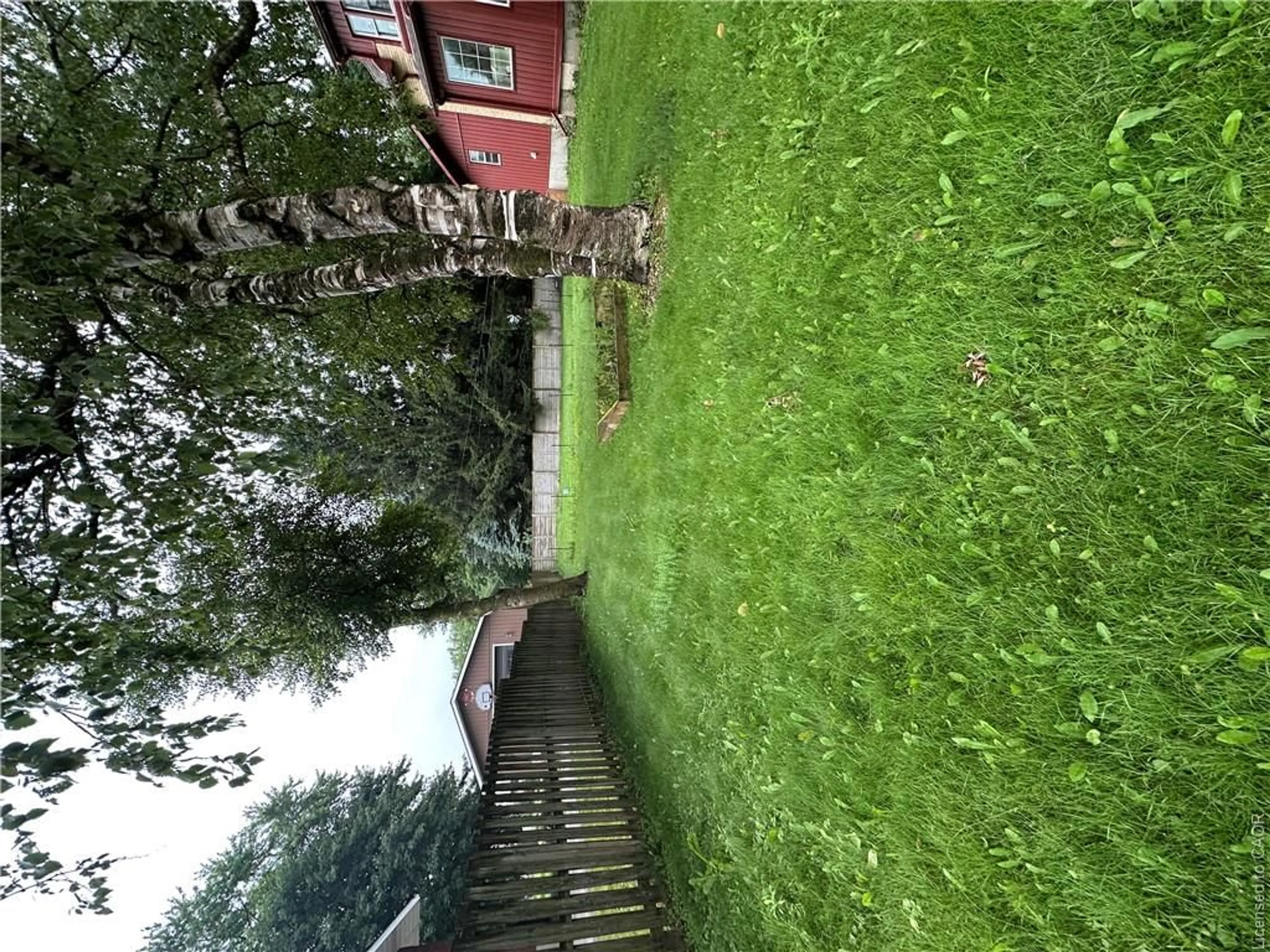 A pic from outside/outdoor area/front of a property/back of a property/a pic from drone, street for 554 Main St, Palmerston Ontario N0G 2P0