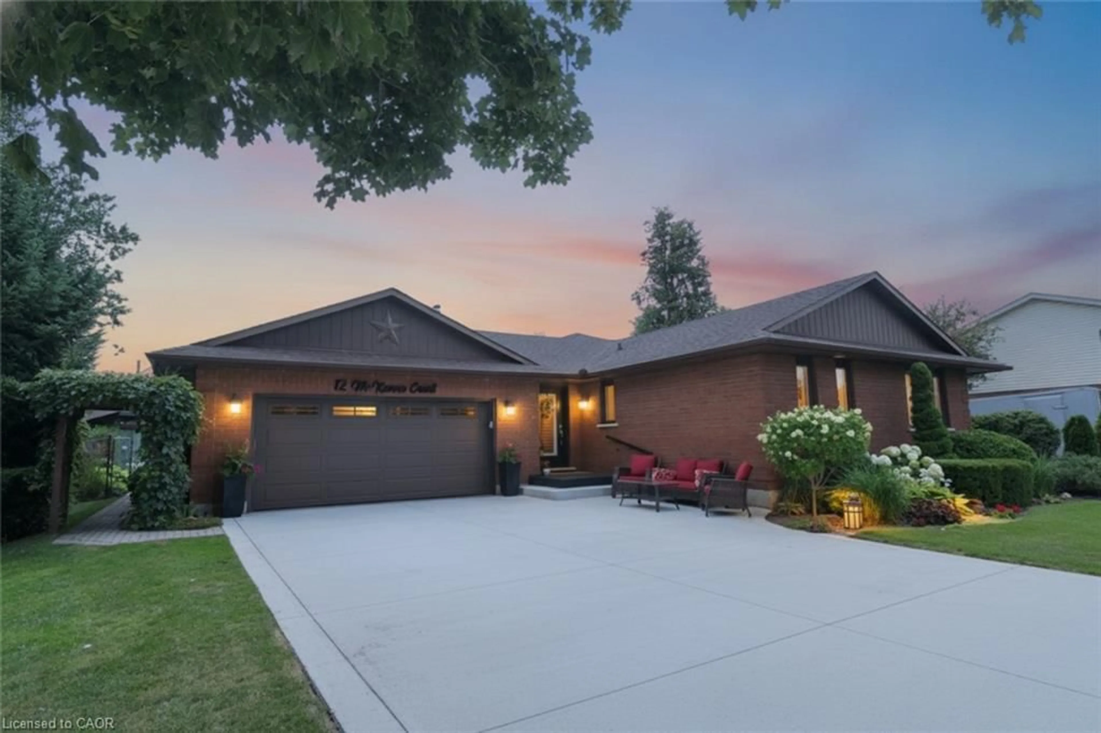 Home with brick exterior material, street for 12 Mckeown Crt, Caledonia Ontario N3W 1G8