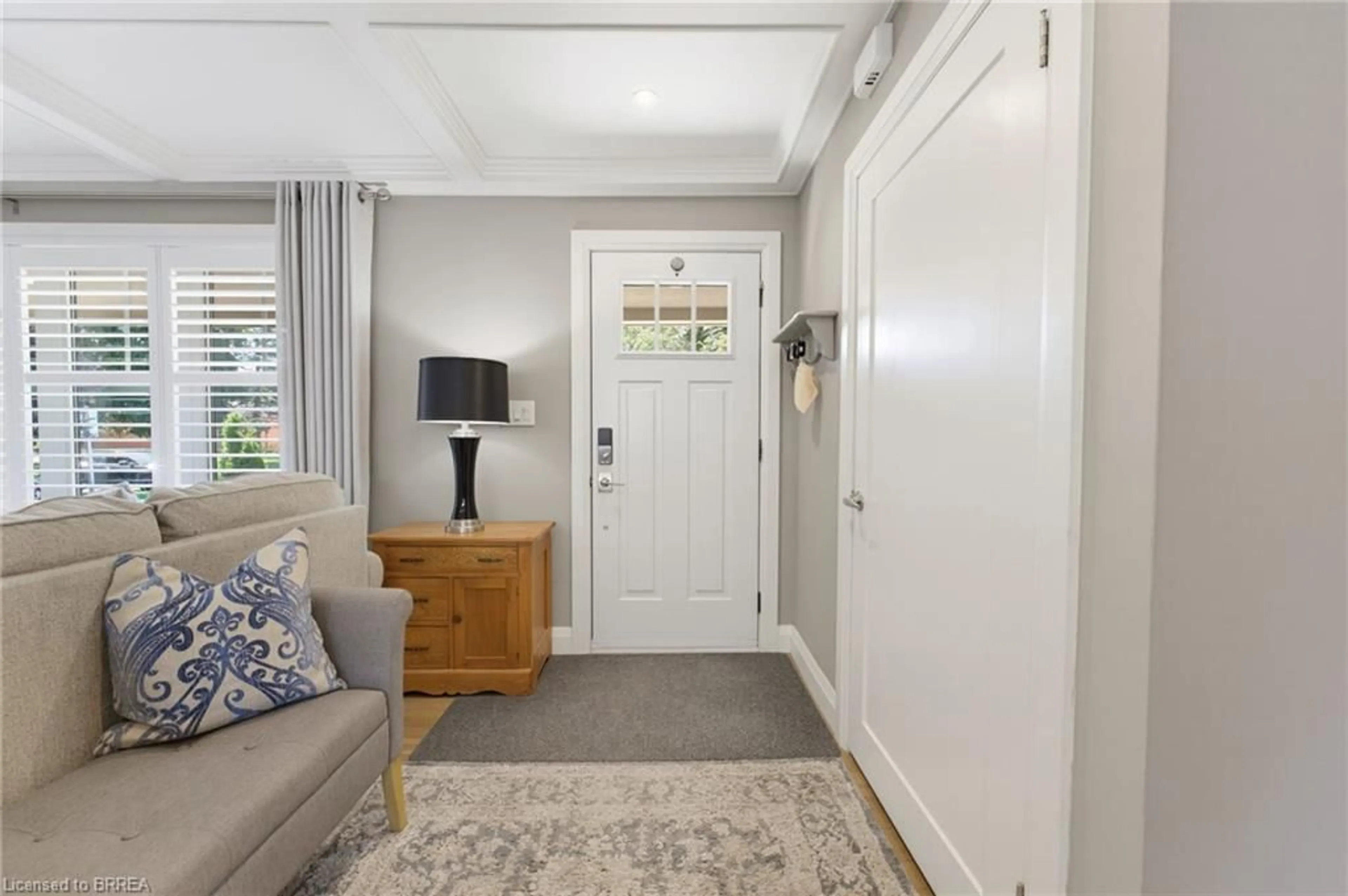 Indoor entryway for 113 Pusey Blvd, Brantford Ontario N3R 2S6
