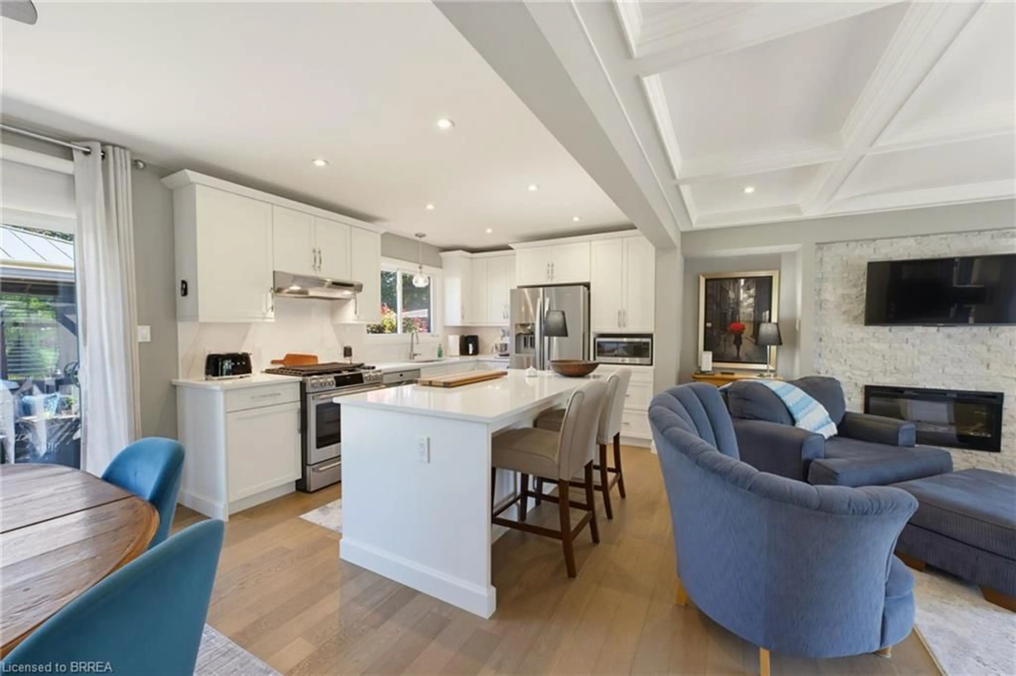 Open concept kitchen, unknown for 113 Pusey Blvd, Brantford Ontario N3R 2S6