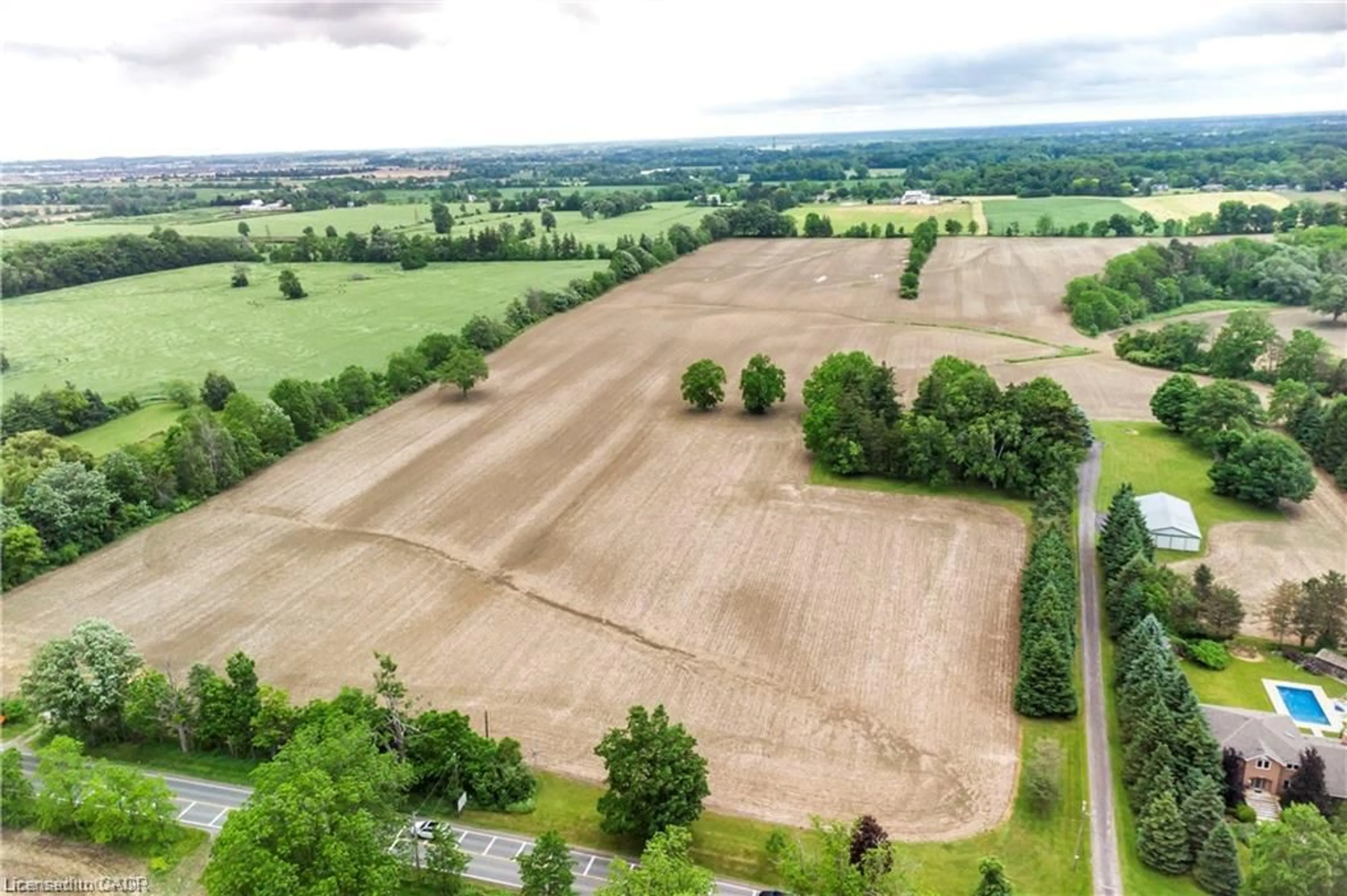 A pic from outside/outdoor area/front of a property/back of a property/a pic from drone, unknown for 1283 Trinity Church Rd, 1000 Islands Ontario L0R 1P0