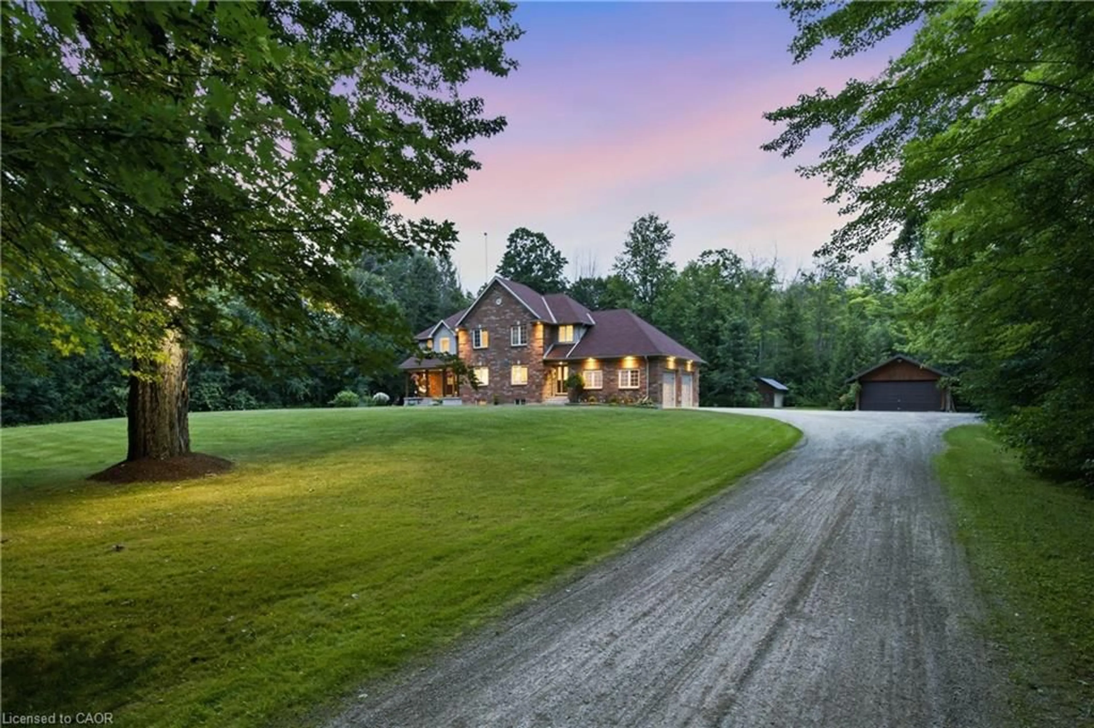 A pic from outside/outdoor area/front of a property/back of a property/a pic from drone, unknown for 6153 Weisenberg Rd, West Montrose Ontario N0B 1B0