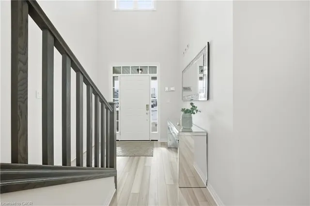 89 Acorn Trail, St. Thomas 3