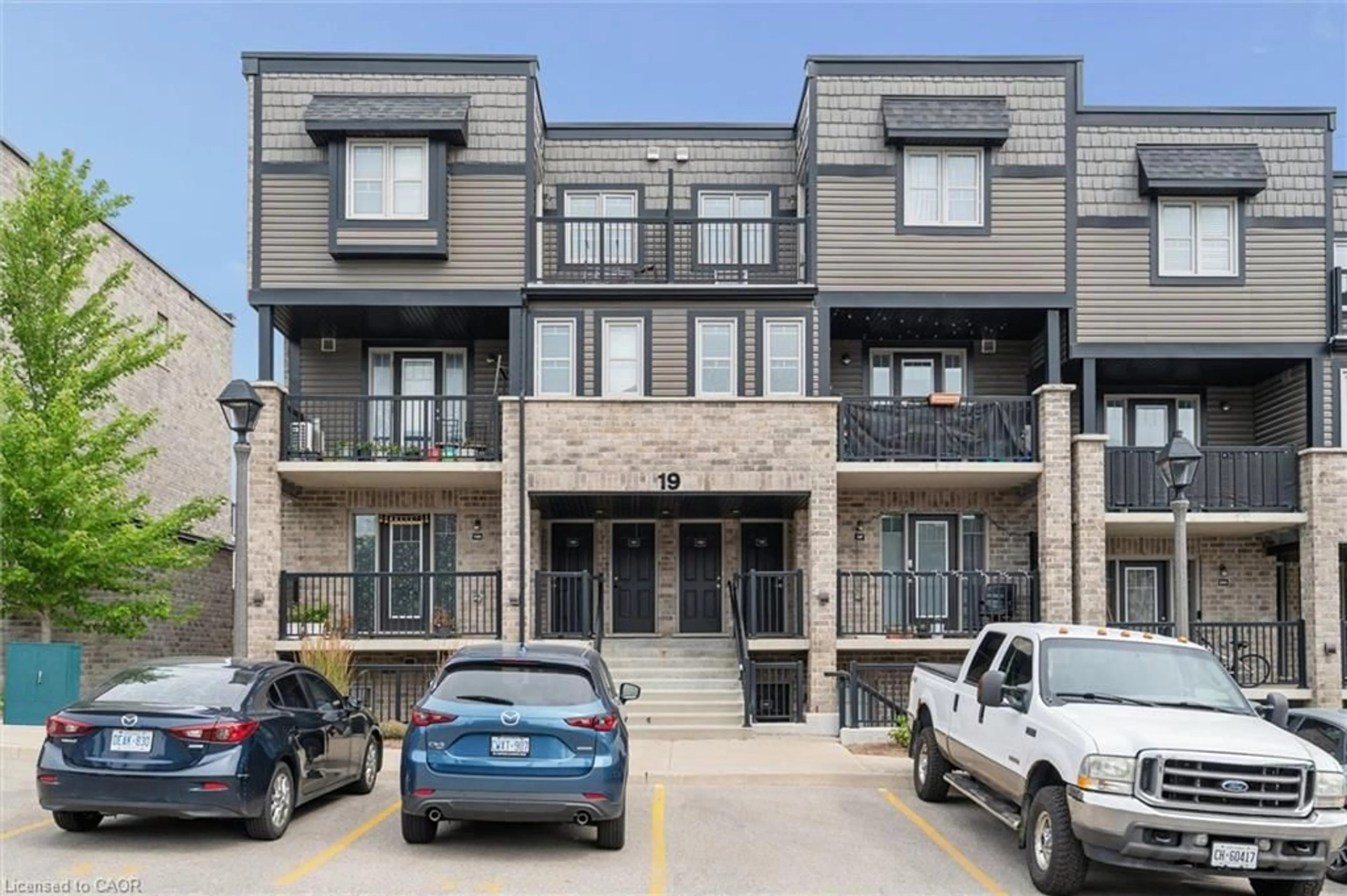Unknown for 1989 Ottawa St #19D, Kitchener Ontario N2E 0G7