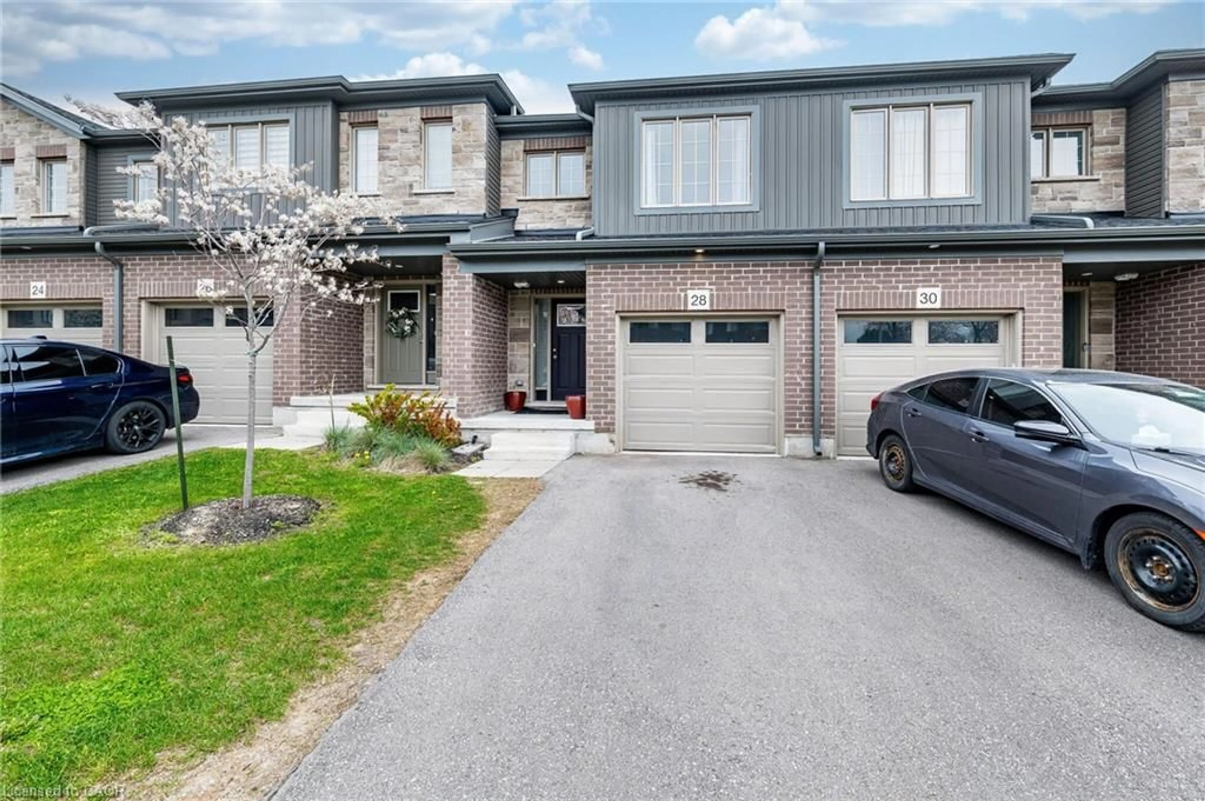 Unknown for 28 West Mill St, Ayr Ontario N0B 1E0