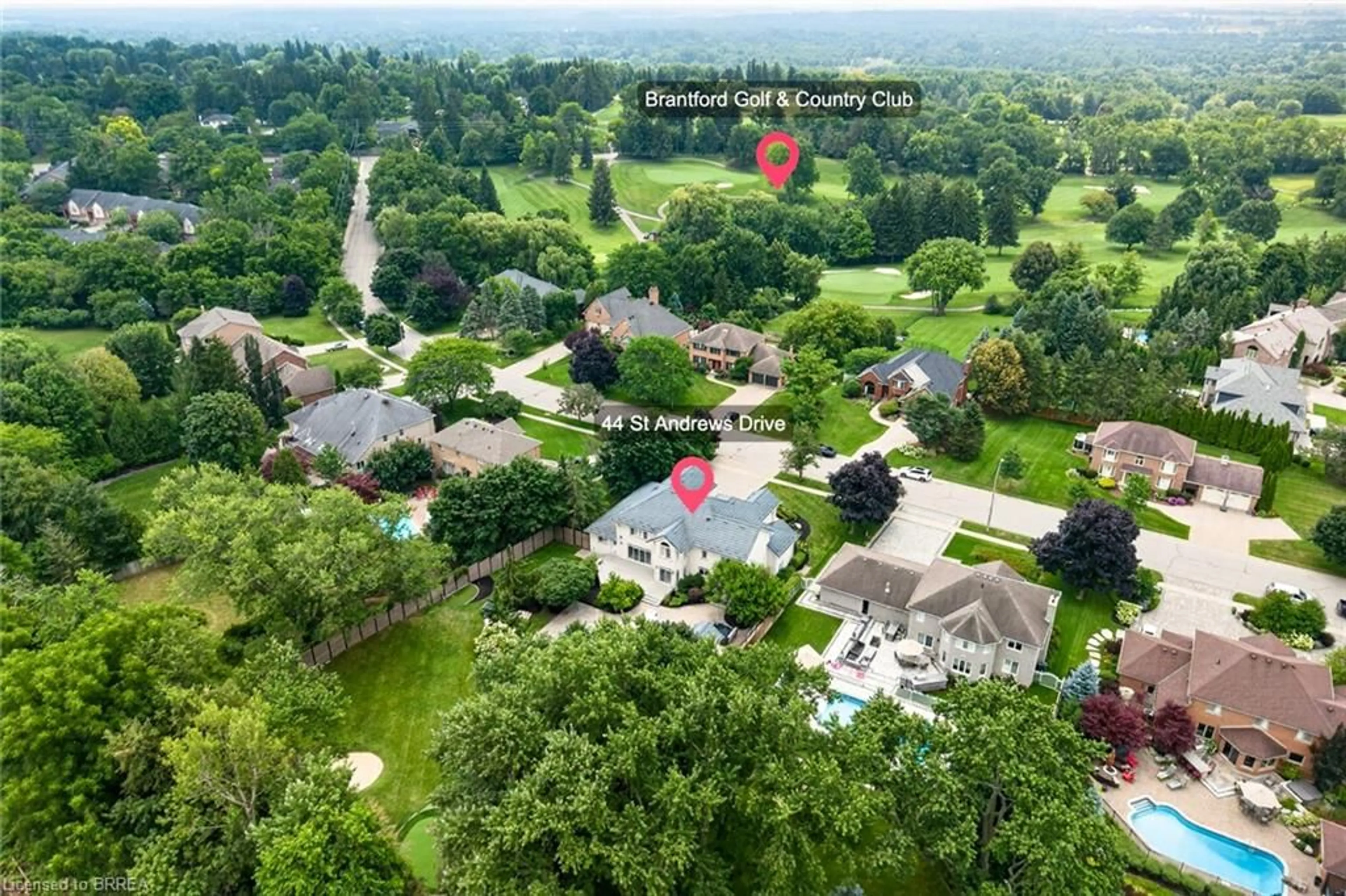 A pic from outside/outdoor area/front of a property/back of a property/a pic from drone, unknown for 44 St Andrew's Dr, Brantford Ontario N3T 6H3