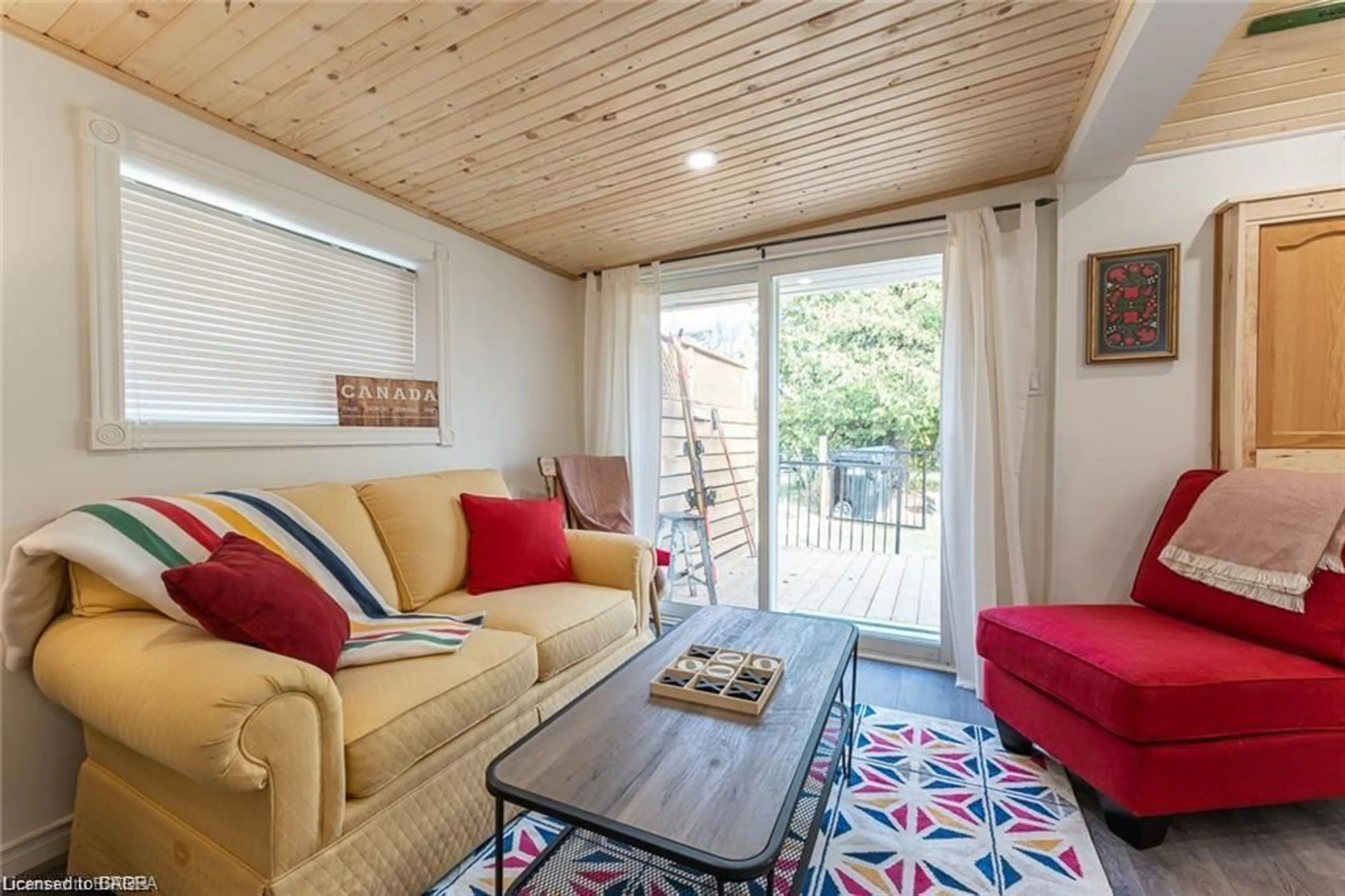 Living room with furniture, unknown for 9296 Beachwood Rd, Collingwood Ontario L9Y 3Z1