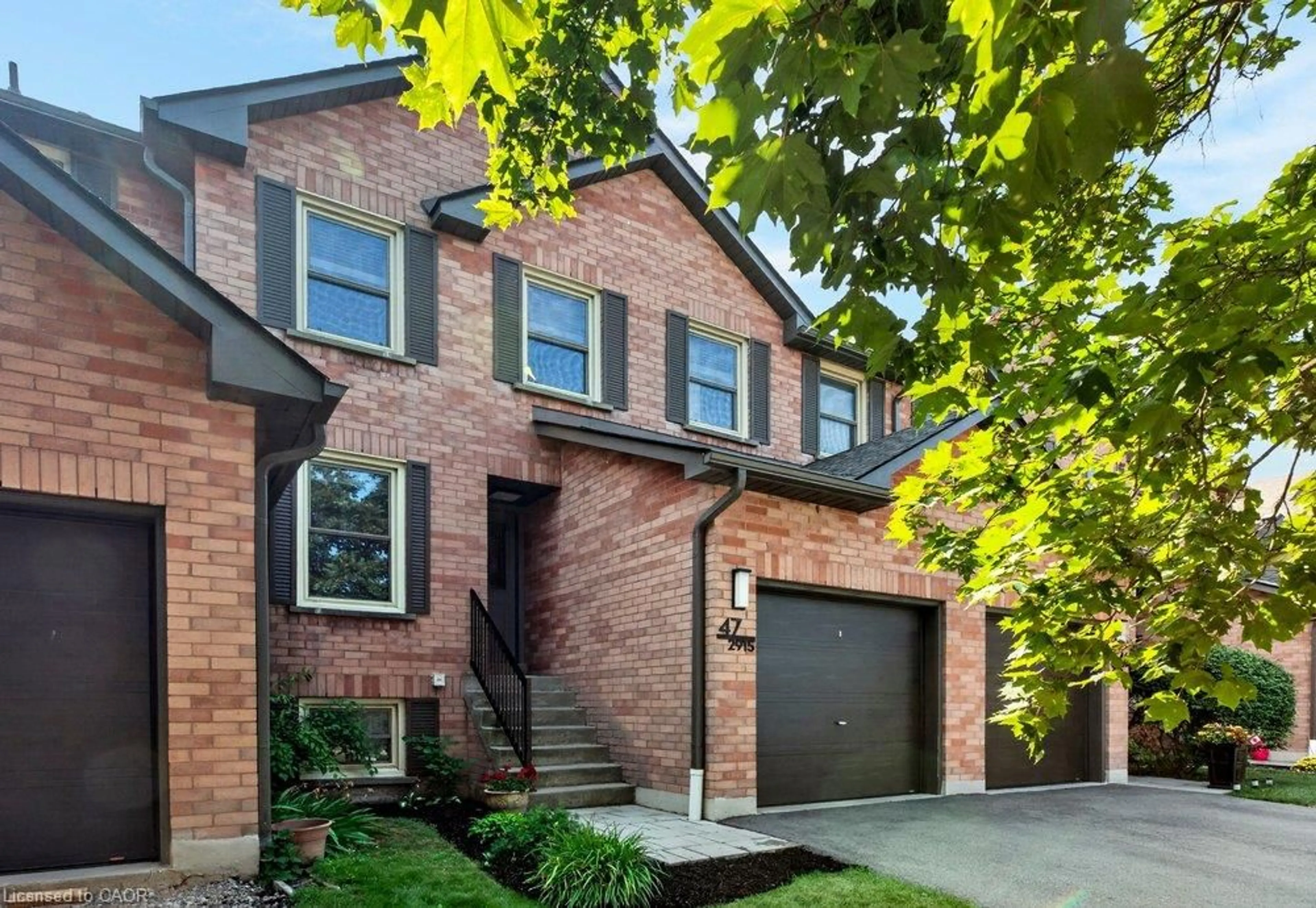 Home with brick exterior material, street for 2915 Headon Forest Dr #47, Burlington Ontario L7M 3Z6