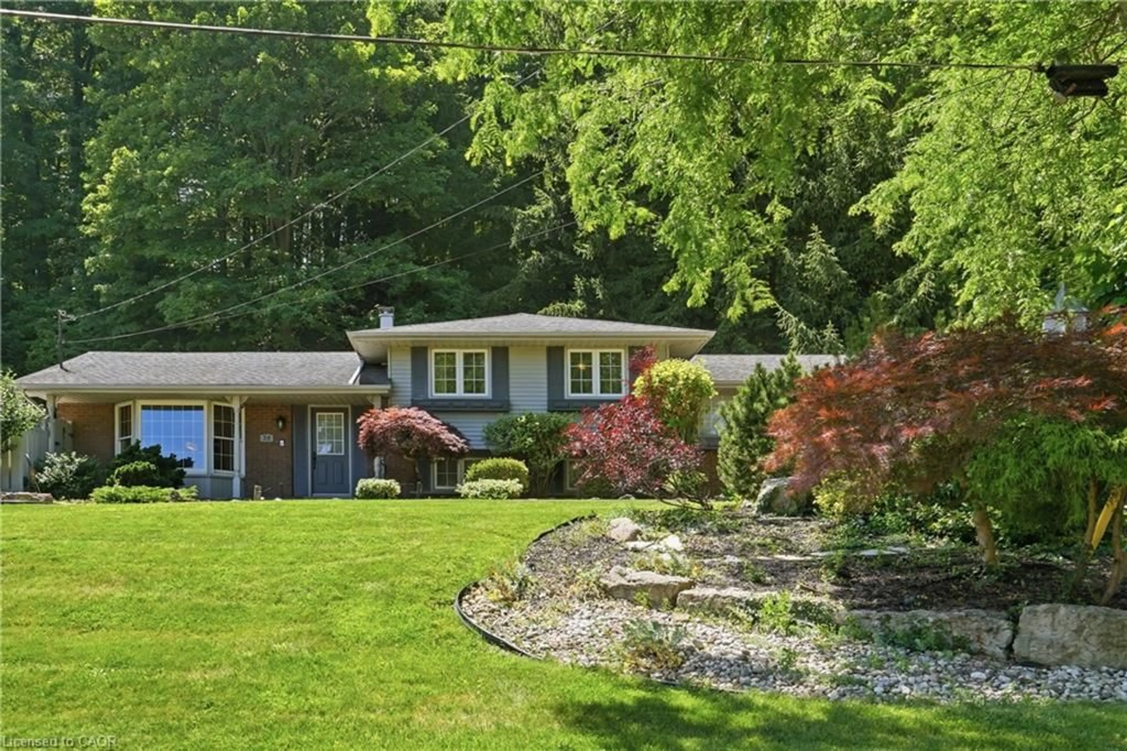 Unknown for 38 Kingsway Blvd, Grimsby Ontario L3M 3E7