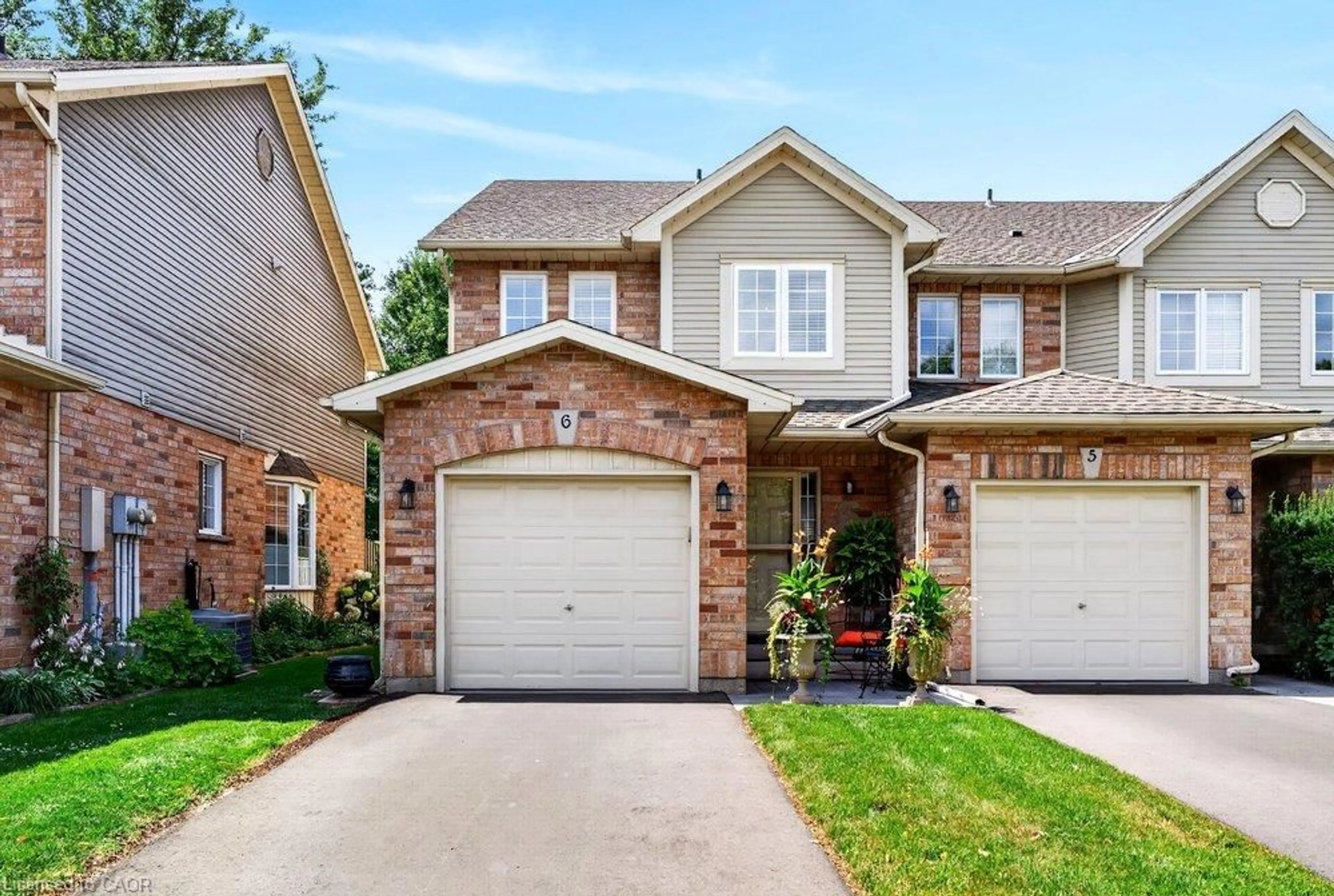 Home with brick exterior material, street for 44 Frances Ave #6, Stoney Creek Ontario L8E 5V6