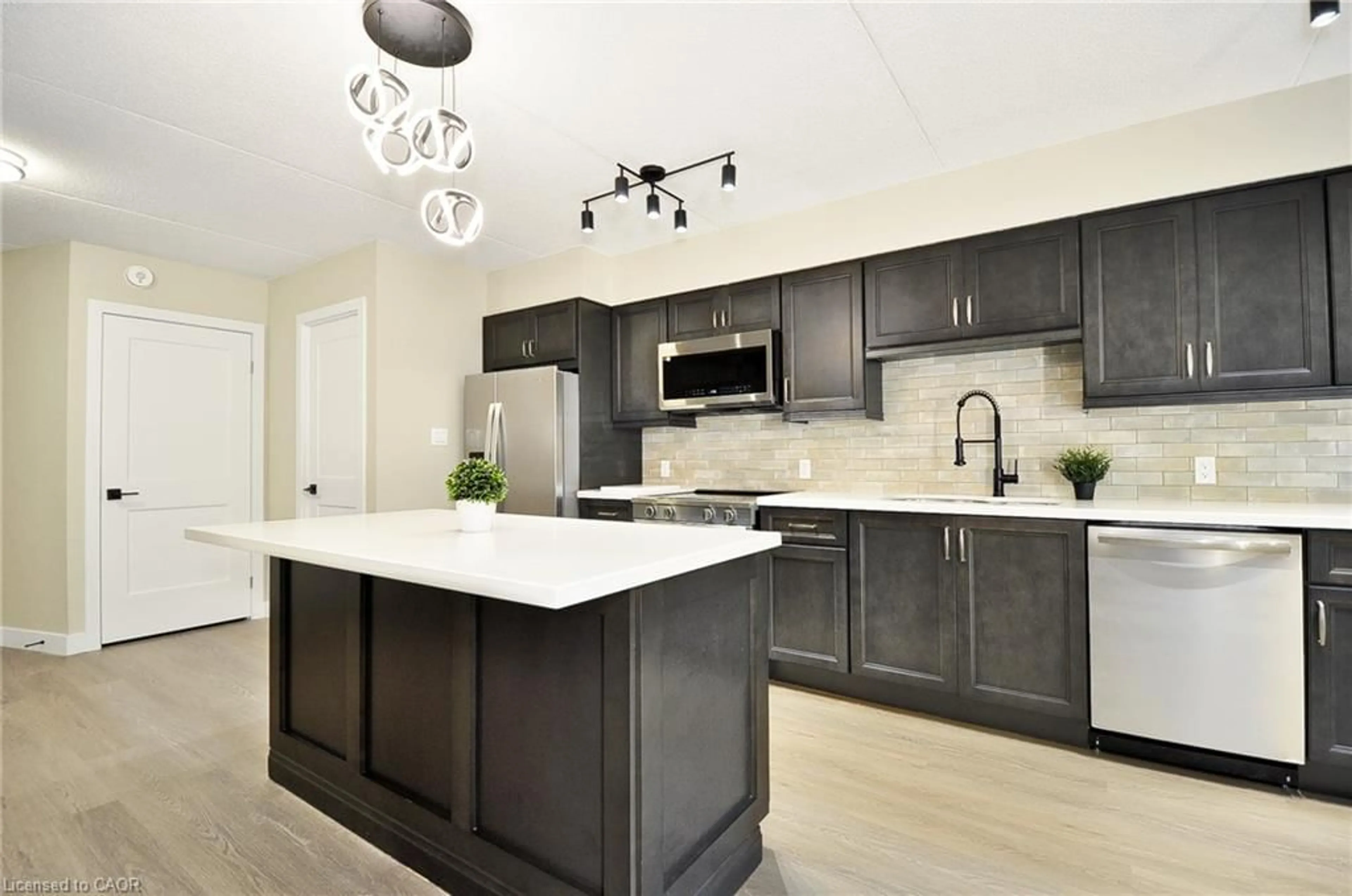 Open concept kitchen, unknown for 40 Tannery St #260, Cambridge Ontario N3C 2B9