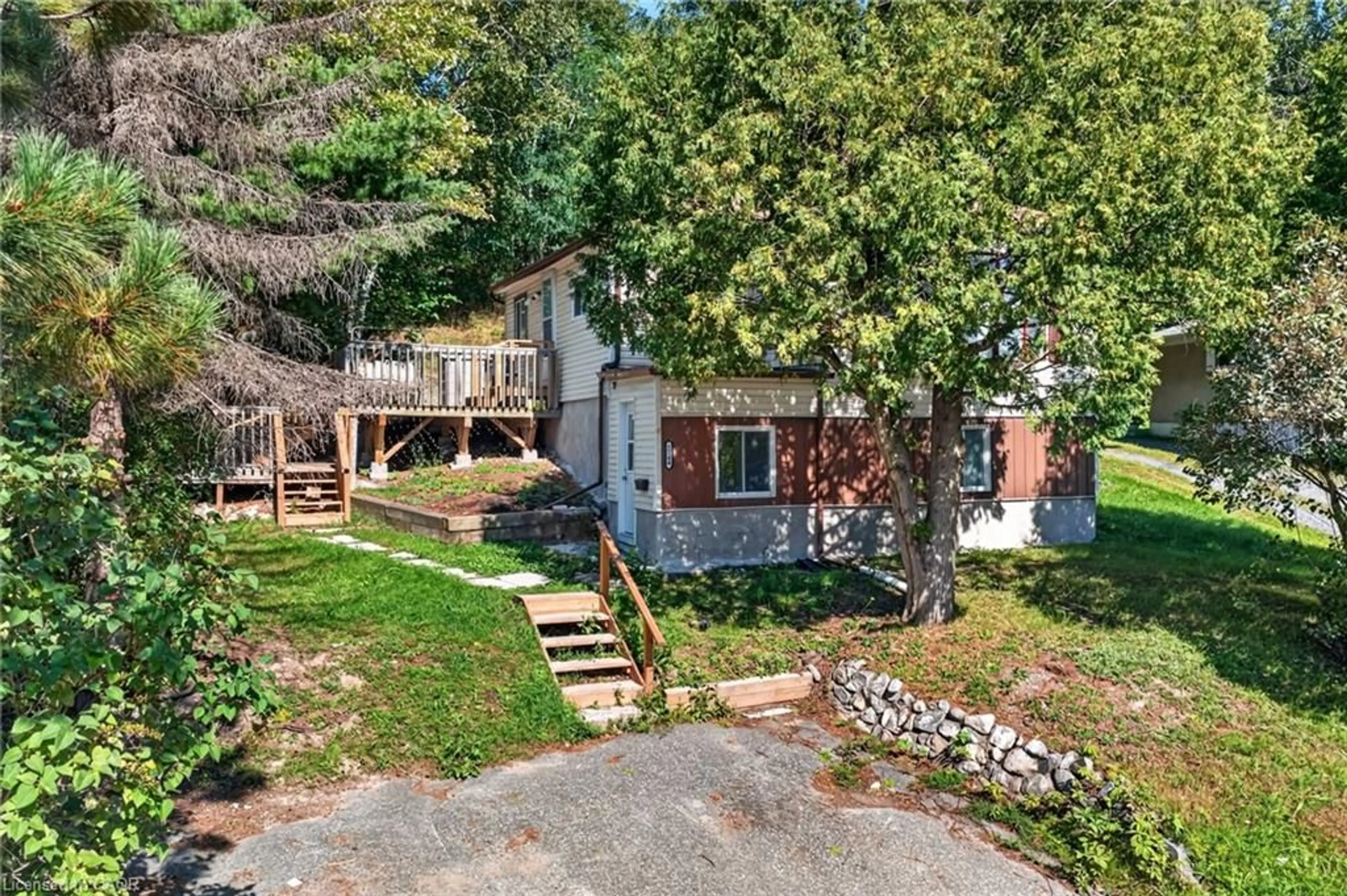 A pic from outside/outdoor area/front of a property/back of a property/a pic from drone, street for 1244 Martindale Rd, Sudbury Ontario P3E 4J5