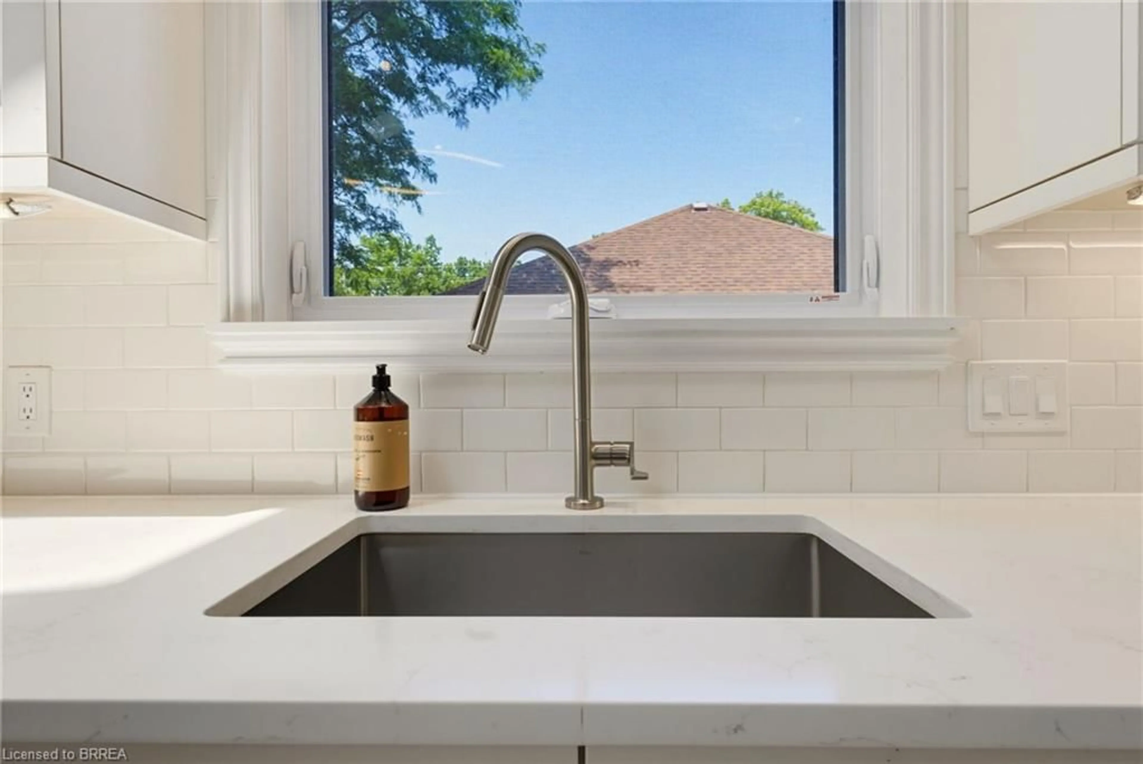 Contemporary kitchen, ceramic/tile floor for 27 King William St, St. George Ontario N0E 1N0