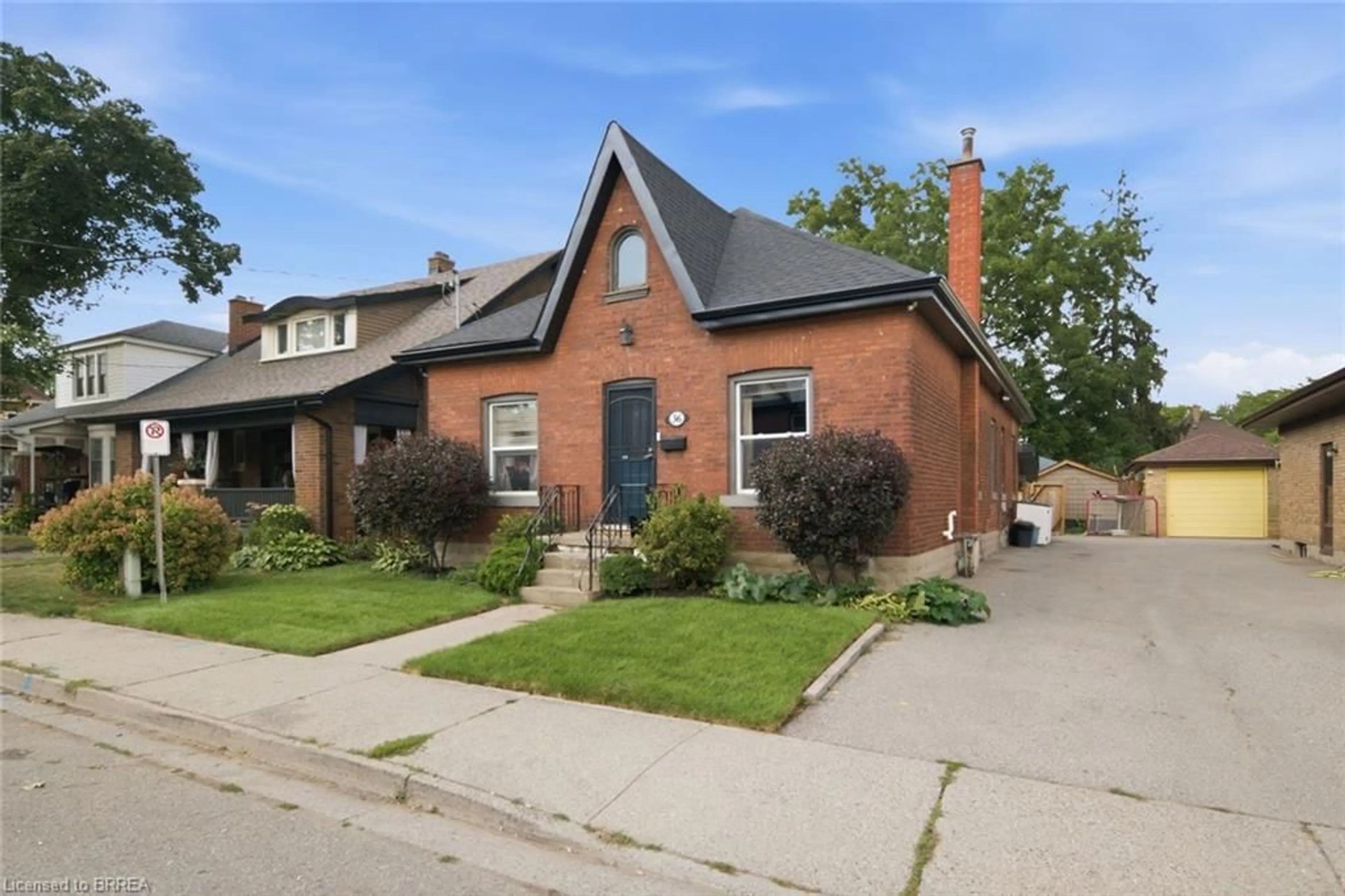Home with brick exterior material, street for 36 Walter St, Brantford Ontario N3S 1N6