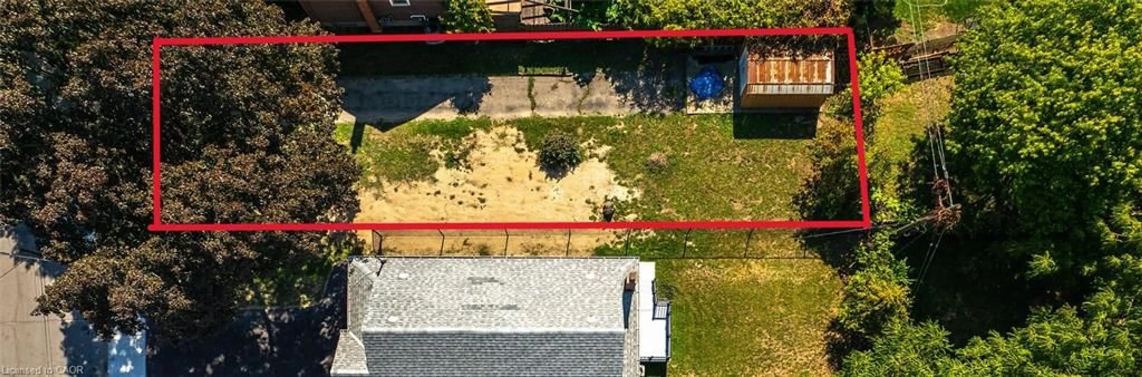 A pic from outside/outdoor area/front of a property/back of a property/a pic from drone, city buildings view from balcony for 128 Auburn Ave, Hamilton Ontario L8K 3B2