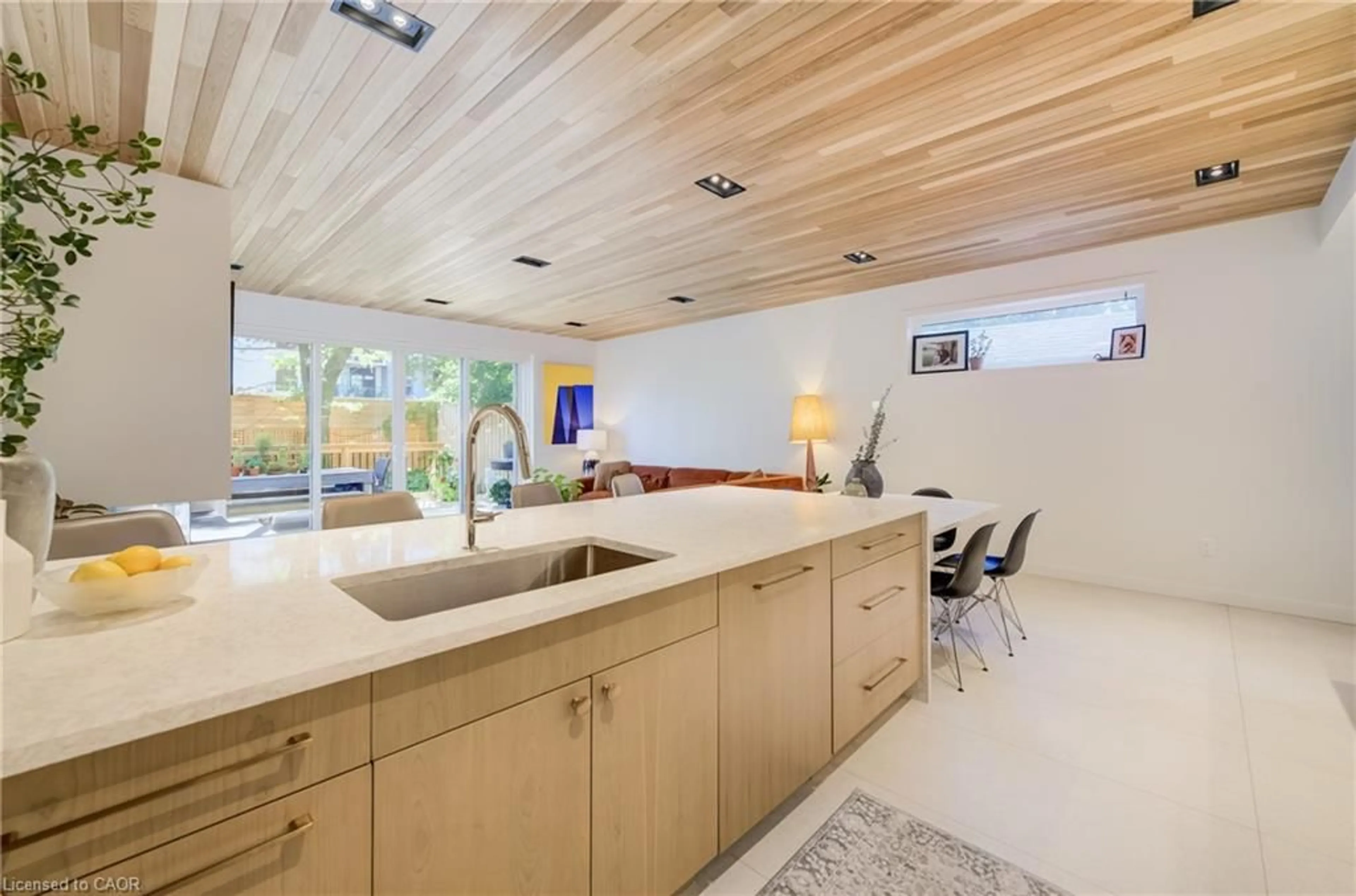 Open concept kitchen, unknown for 441 East Ave, Kitchener Ontario N2H 1Z7