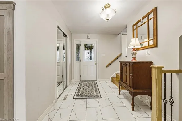 467 Woodview Rd #5, Burlington 4