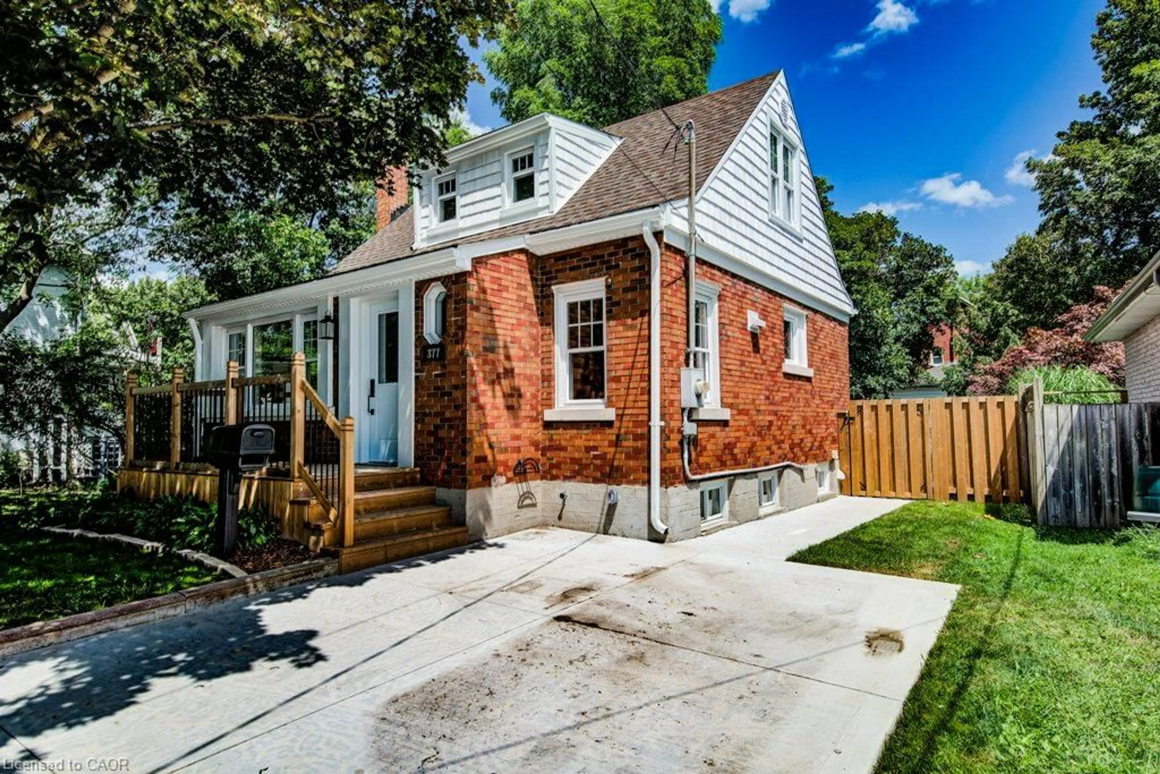 Home with brick exterior material, street for 377 Hedley St, Cambridge Ontario N3H 3Y1